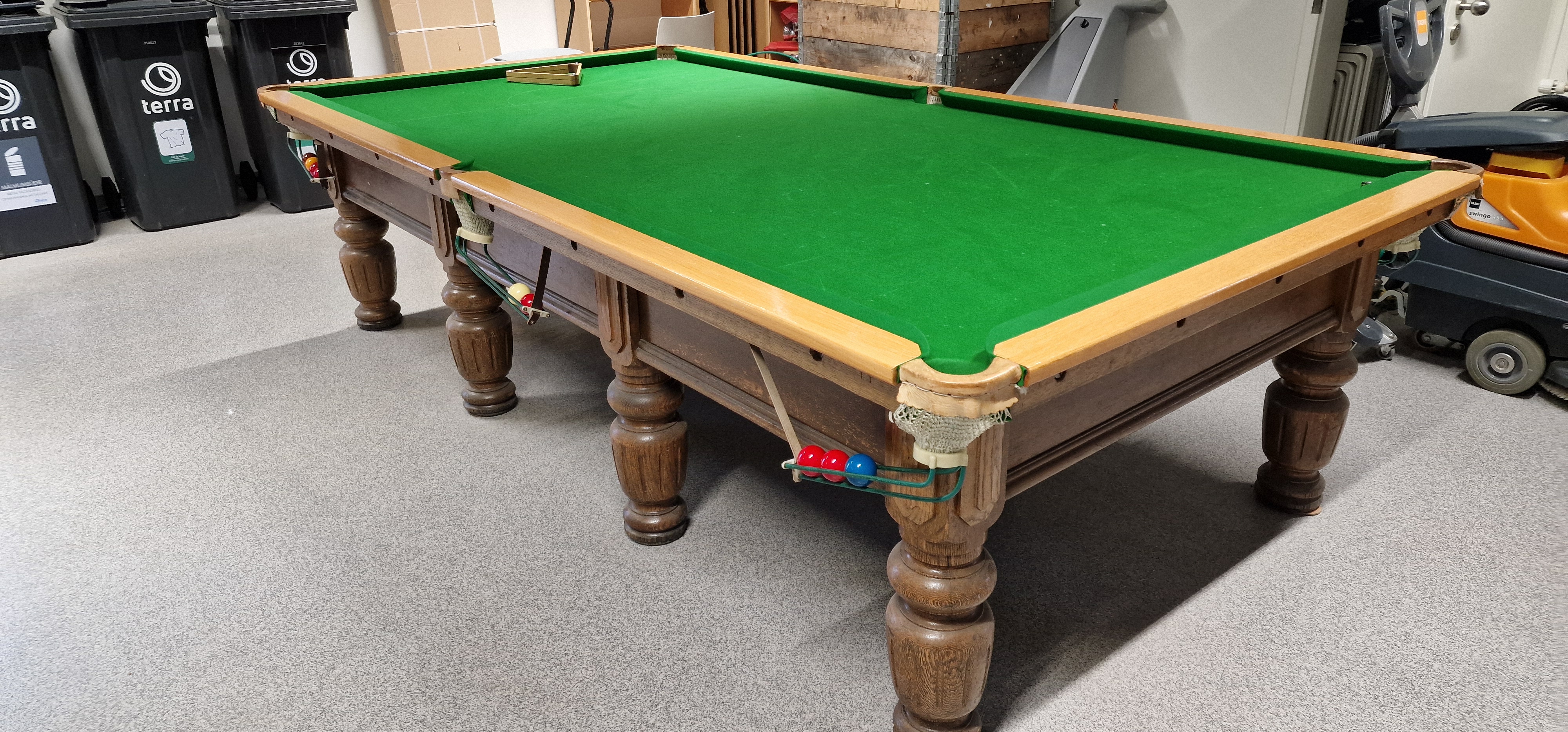 SELT / SOLD Vandað Riley Snookerborð 12 ft - 320 x 170sm 4