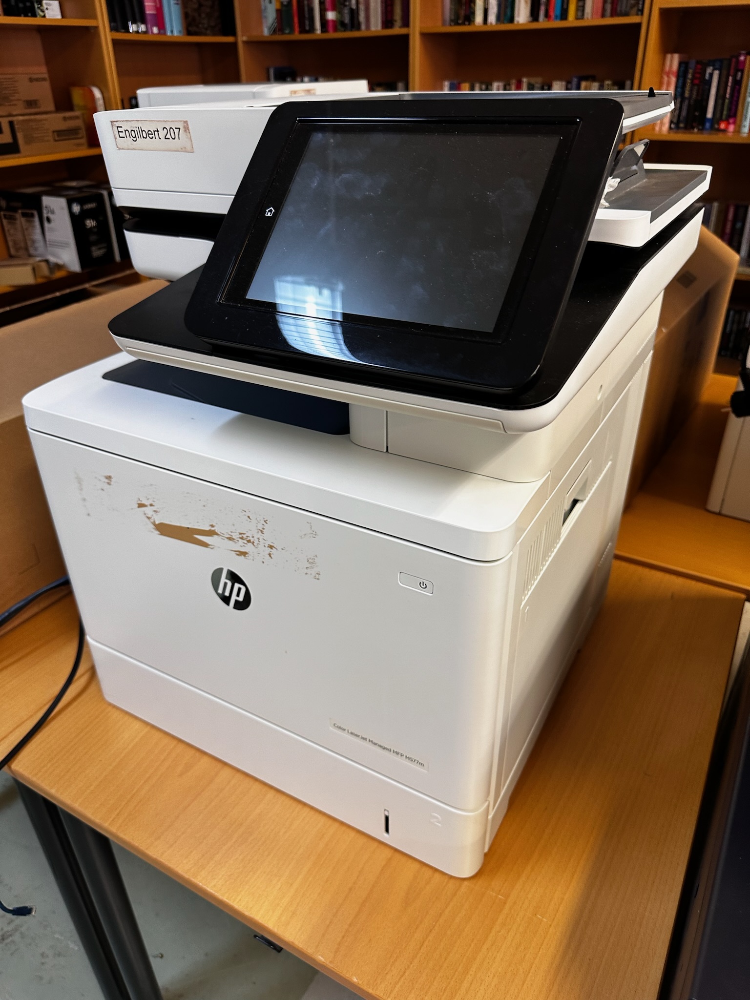 HP prentari Color LaserJet Managed MFP M577m 3