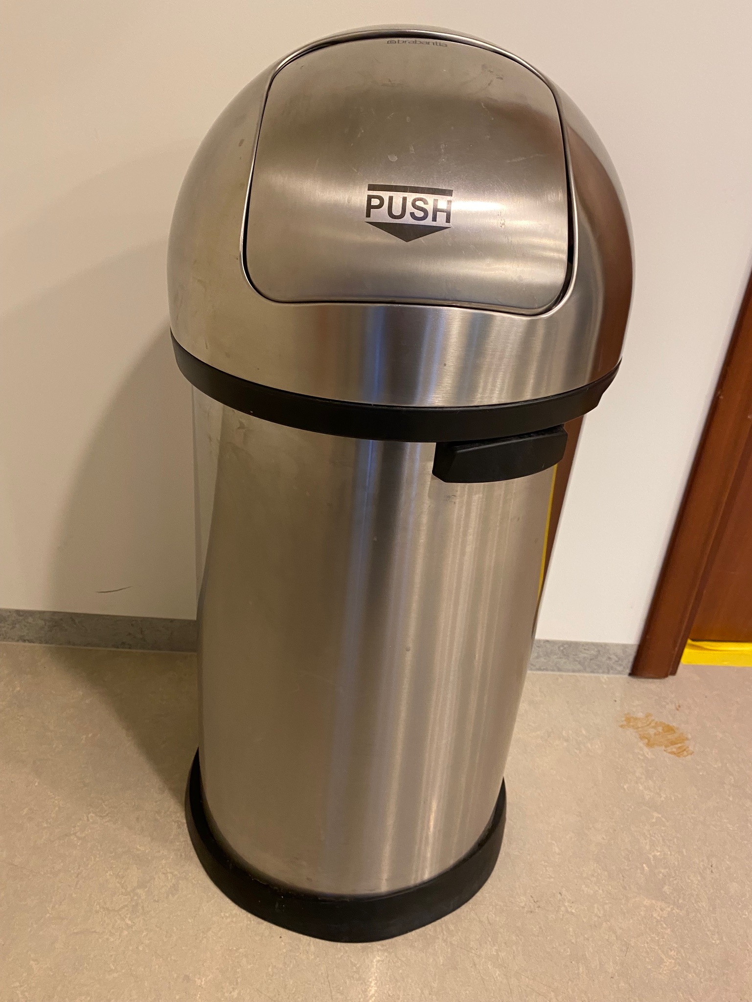 SELT / SOLD Ruslatunna frá Brabantia