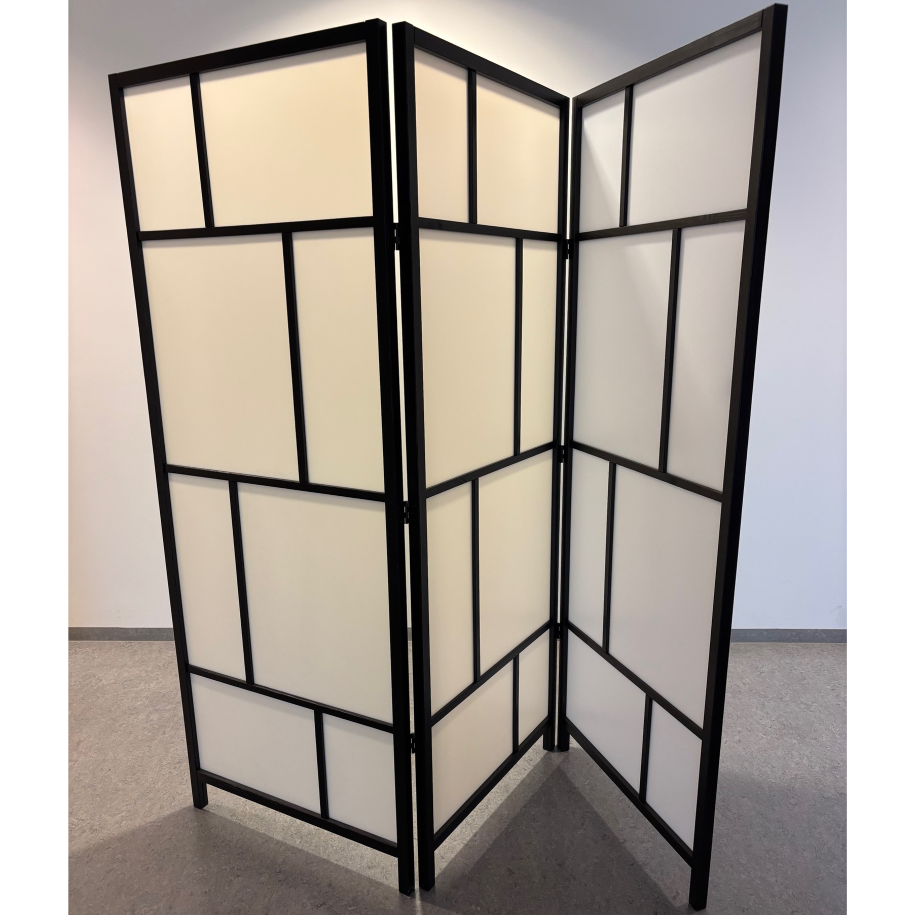 SELT / SOLD IKEA skilrúm, B216xH185sm.