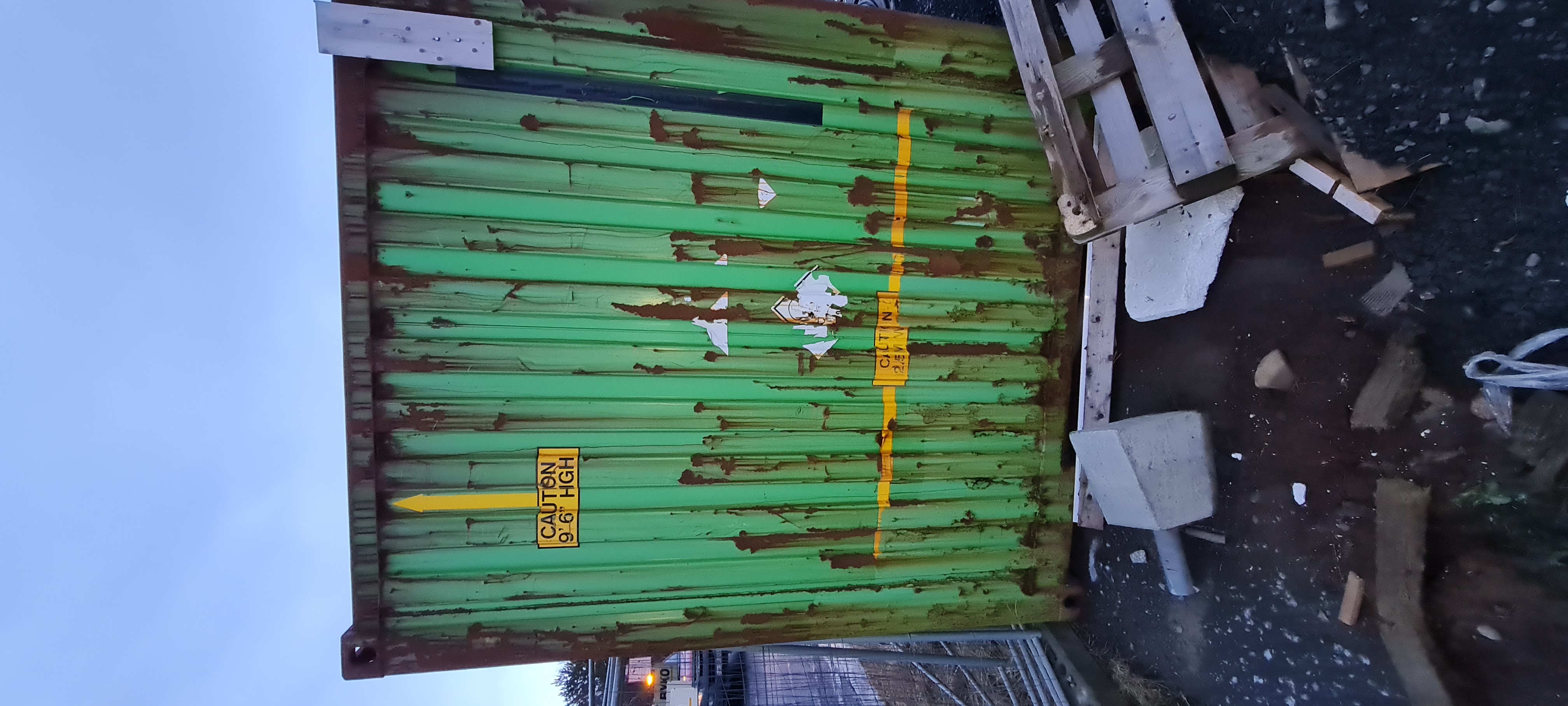 SELT / SOLD - Gámur nr. 3 - 40 fet. háþekja 3