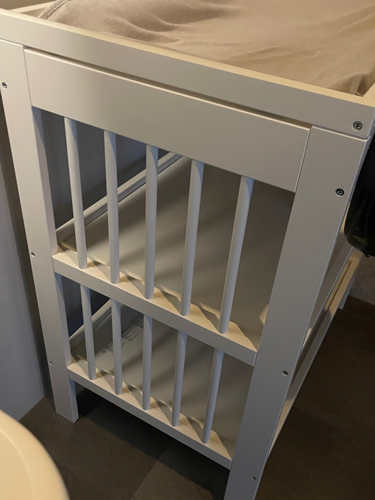 SELT / SOLD Skiptiborð, D92 x B52,5 x H95 sm. 3