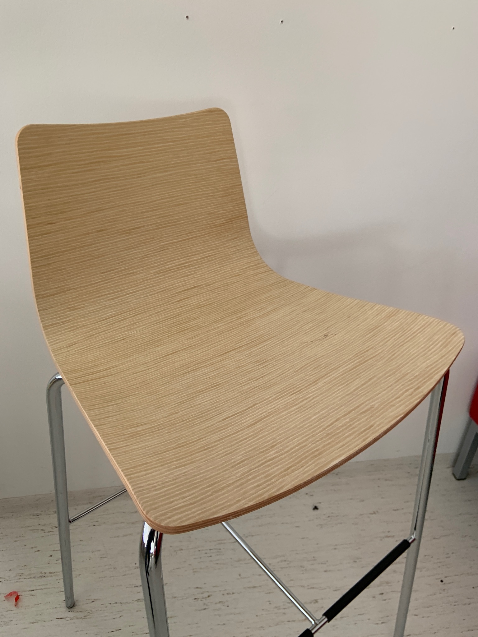 SELT / SOLD Viðarbarstóll frá Pennanum 4