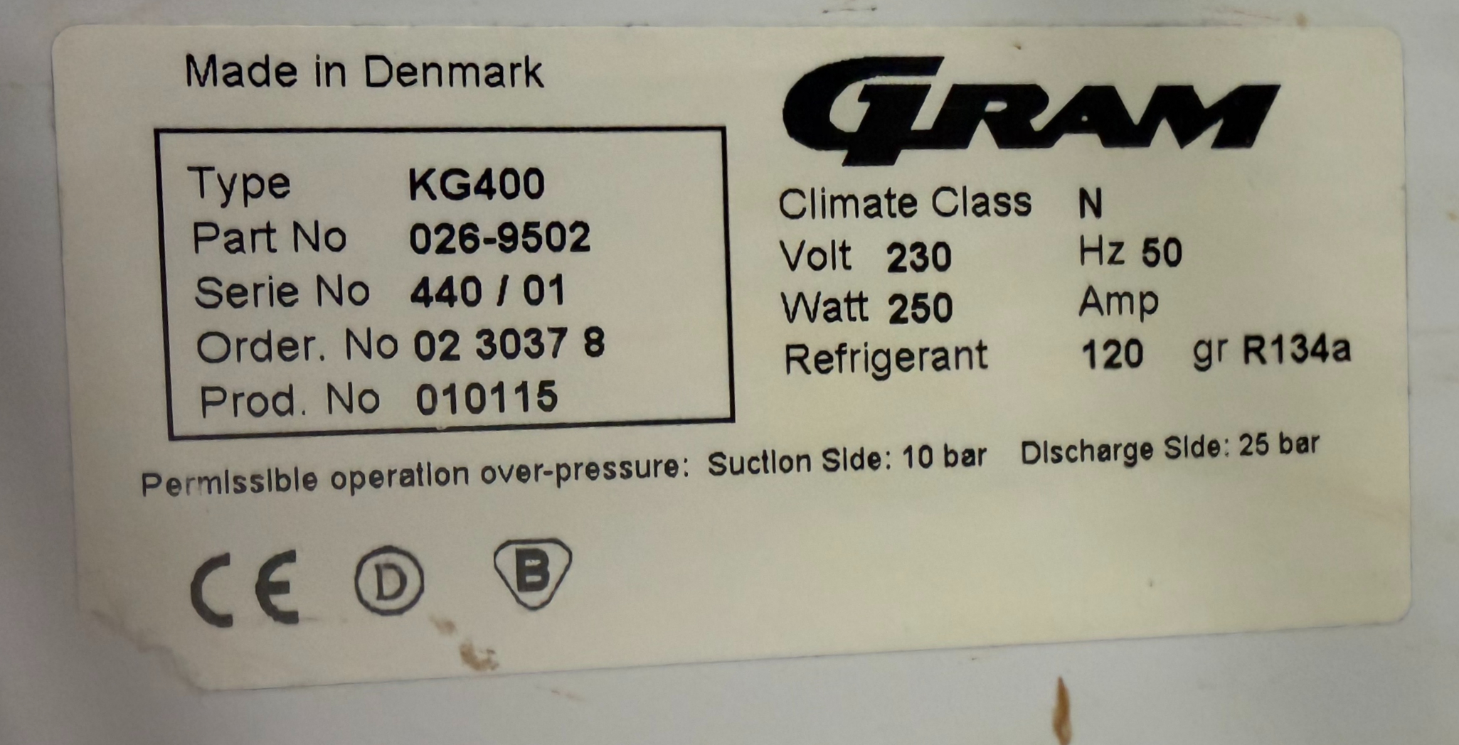 SELT / SOLD Gram display kælir 3
