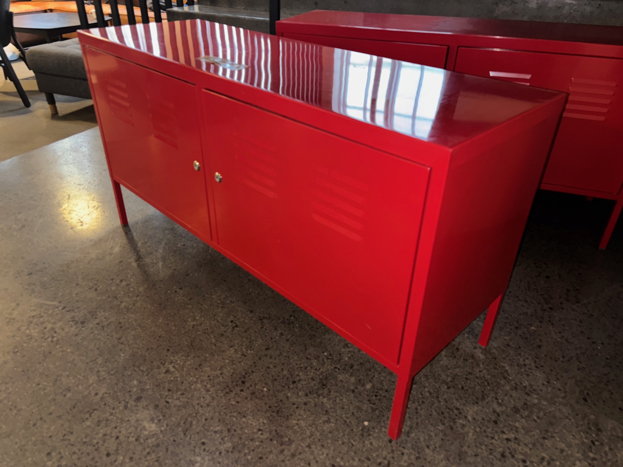 SELT / SOLD IKEA hirsla, B118 x D40 x H63 sm. 2