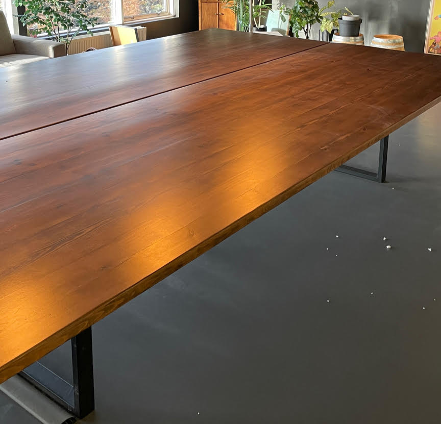 SELT/SOLFundarborð / borðstofuborð frá Happie Furniture, íslensk hönnun, L350xB2 5