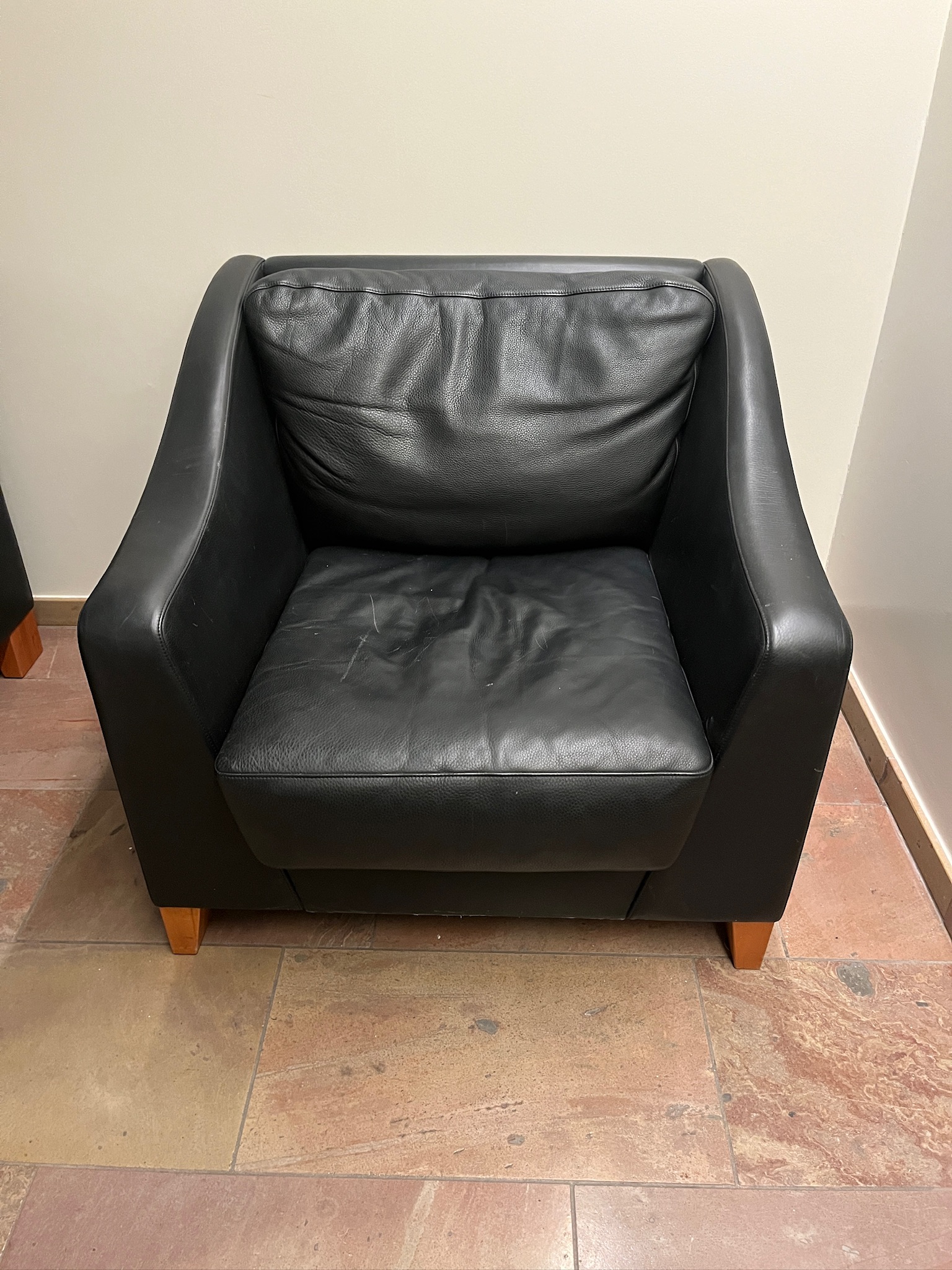 SELT / SOLD Hönnunarstóll - Fredericia Danmark leðurarmstóll - handsmíðaður 2