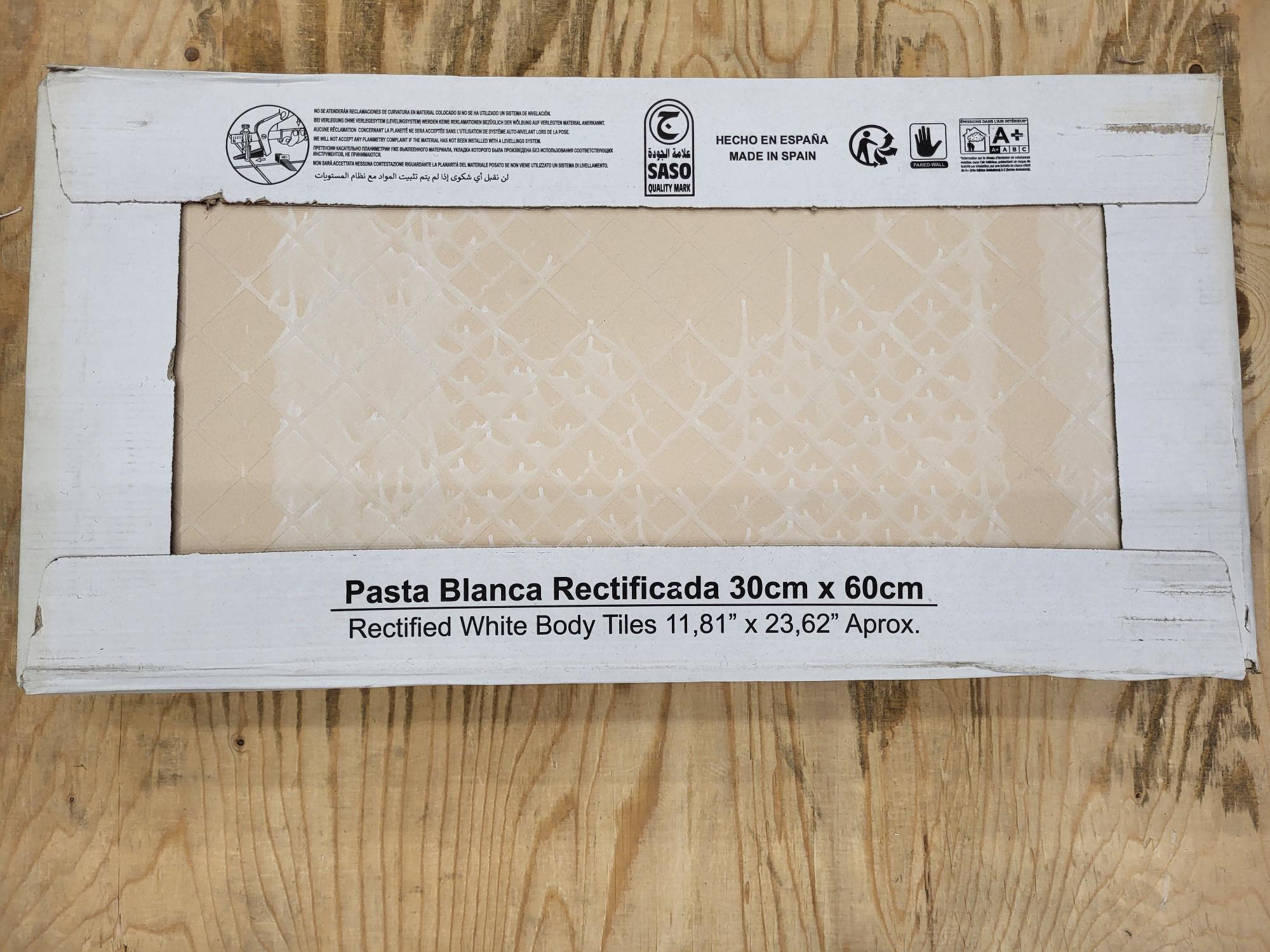 Tripoli Blanco glans hvítar veggflísar frá Pamesa, 30 x 60 sm. 575 fm. 6