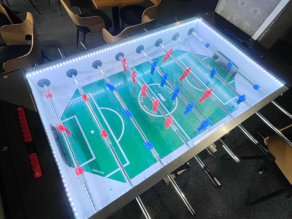 SELT / SOLD FAS Sports San Siro fótboltaspil - Ledlýsing- hljóðeinangrandi gler