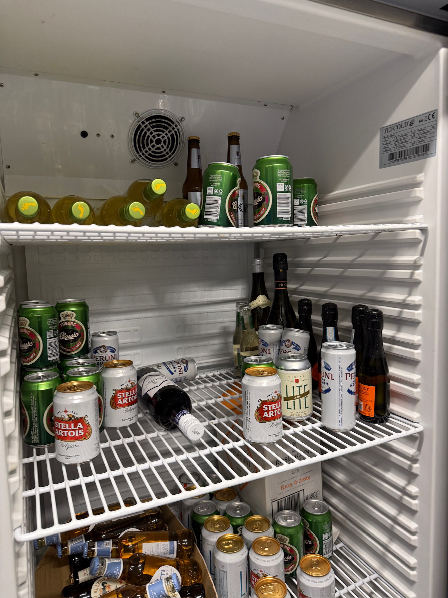 SELT / SOLD Tefcold kæliskápur frá Kælitækni, H190sm. 6