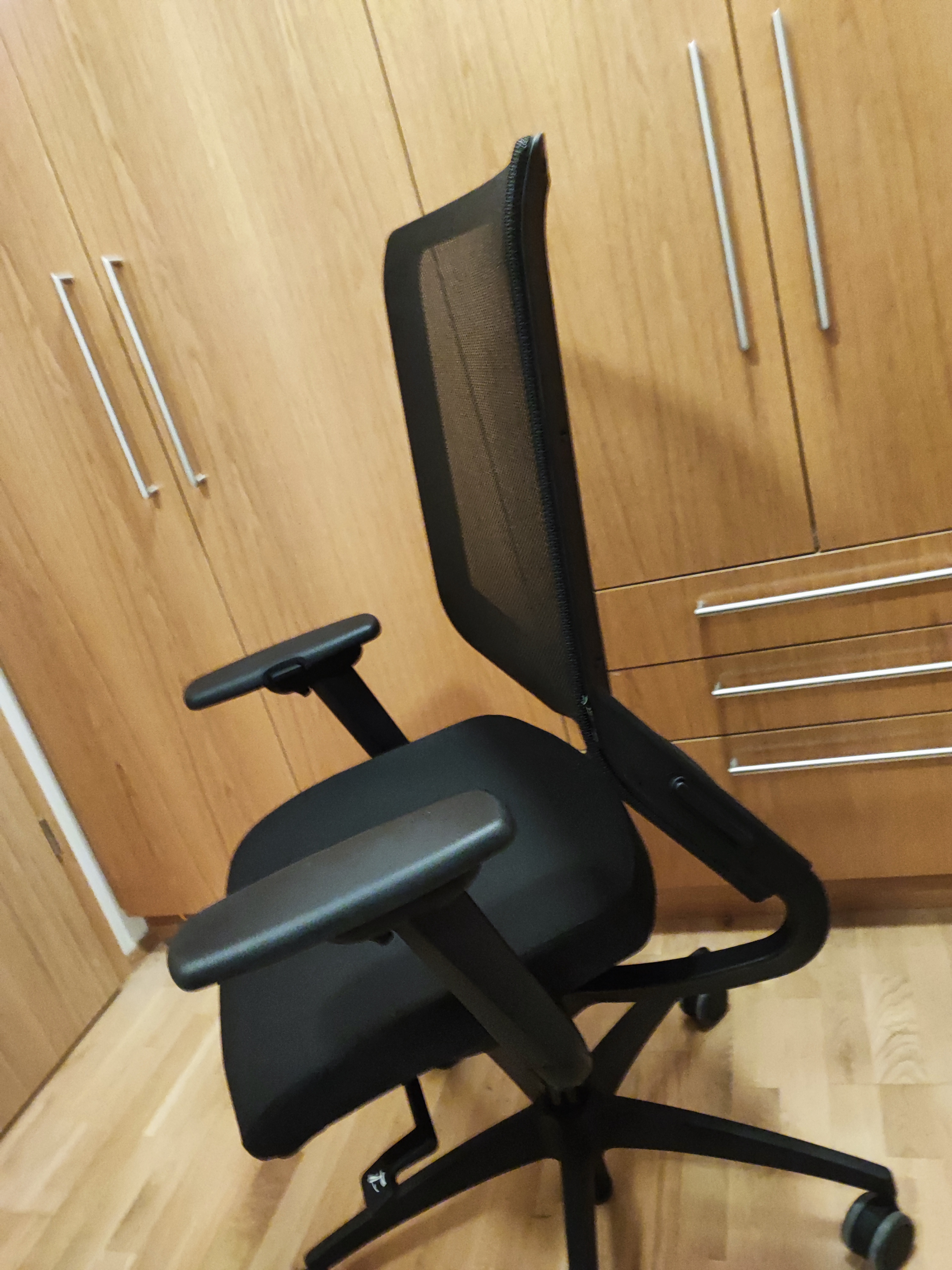 SELT / SOLD Wagner skrifborðsstóll frá Hirzlunni 10