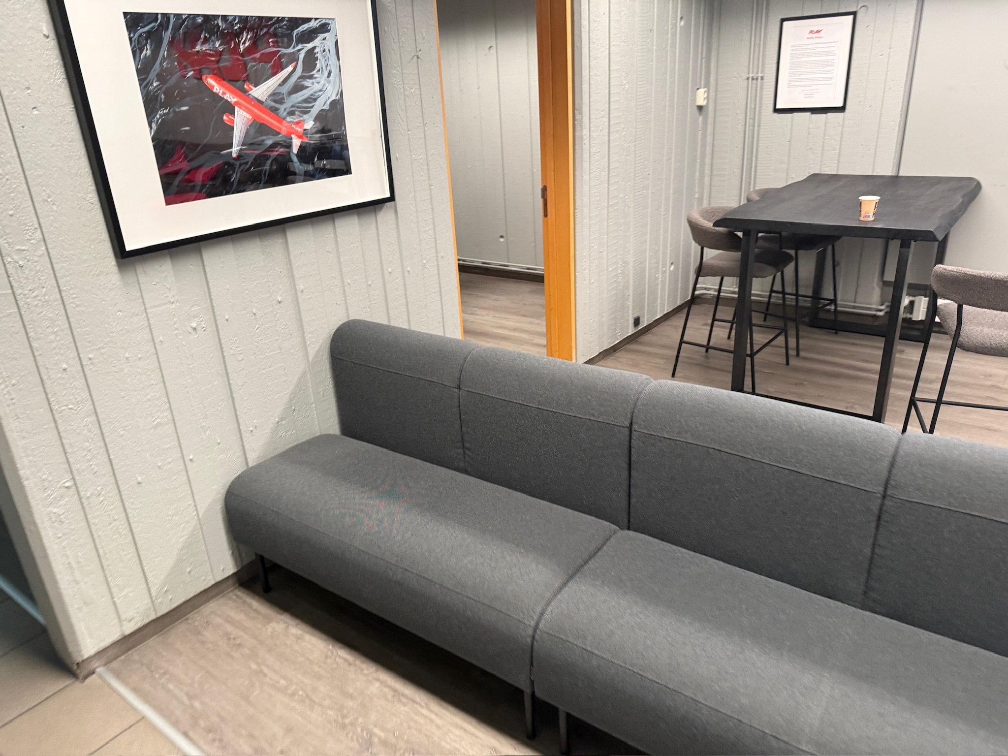 SELT / SOLD Variety sófi frá AJ Vörulistanum, 10 manna - PLAY 4