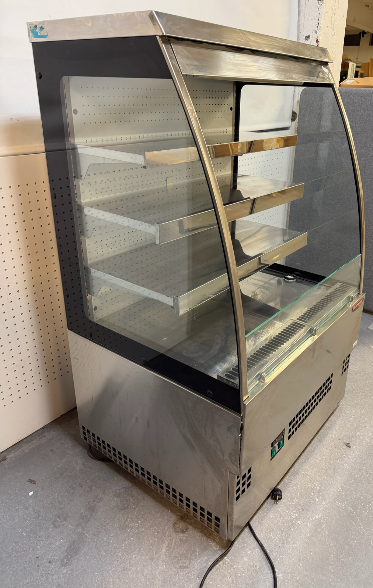 Tecnodom sjálfsafgreiðslukælir frá BVT 3