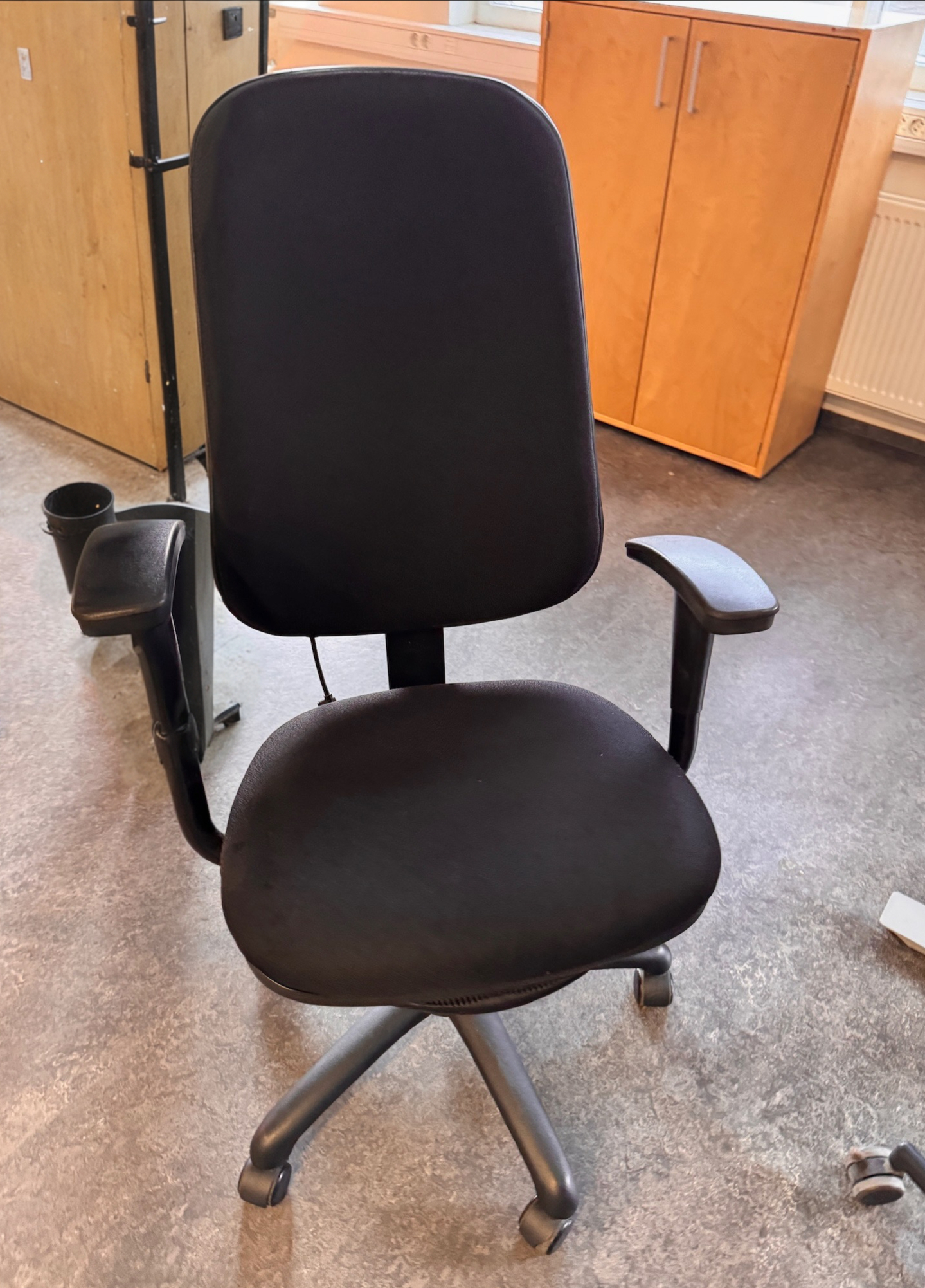 SELT / SOLD Skrifborðsstóll Mark 30 frá Á.Guðmundsson