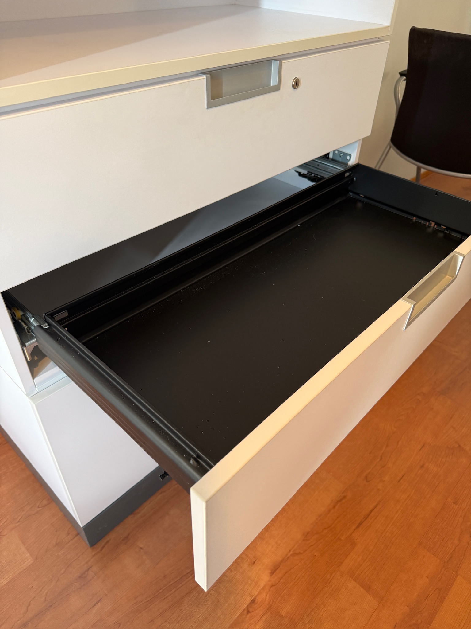 Techo Royal Ahrend skápur, H140xB90sm. 5