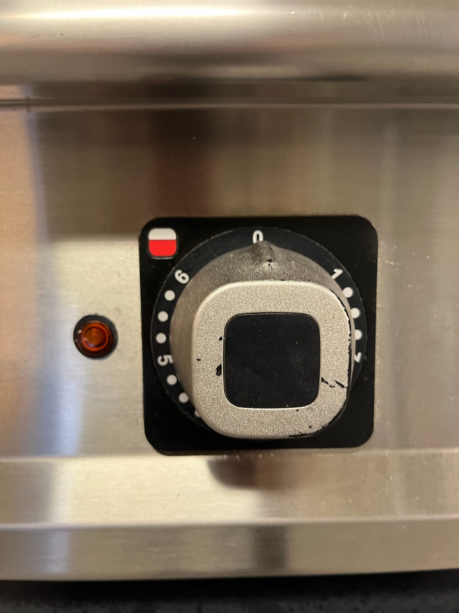 SELT / SOLD Mareno rafmagns grill frá BVT 6
