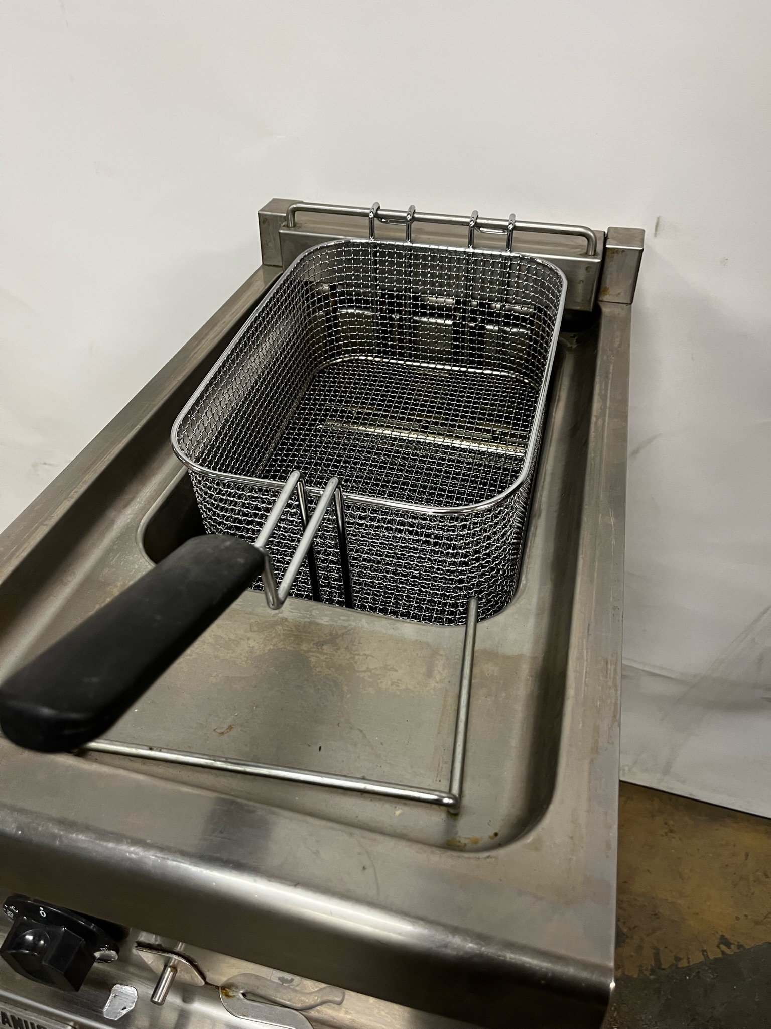 SELT / SOLD Djúpsteikingarpottur frá Zanussi 4