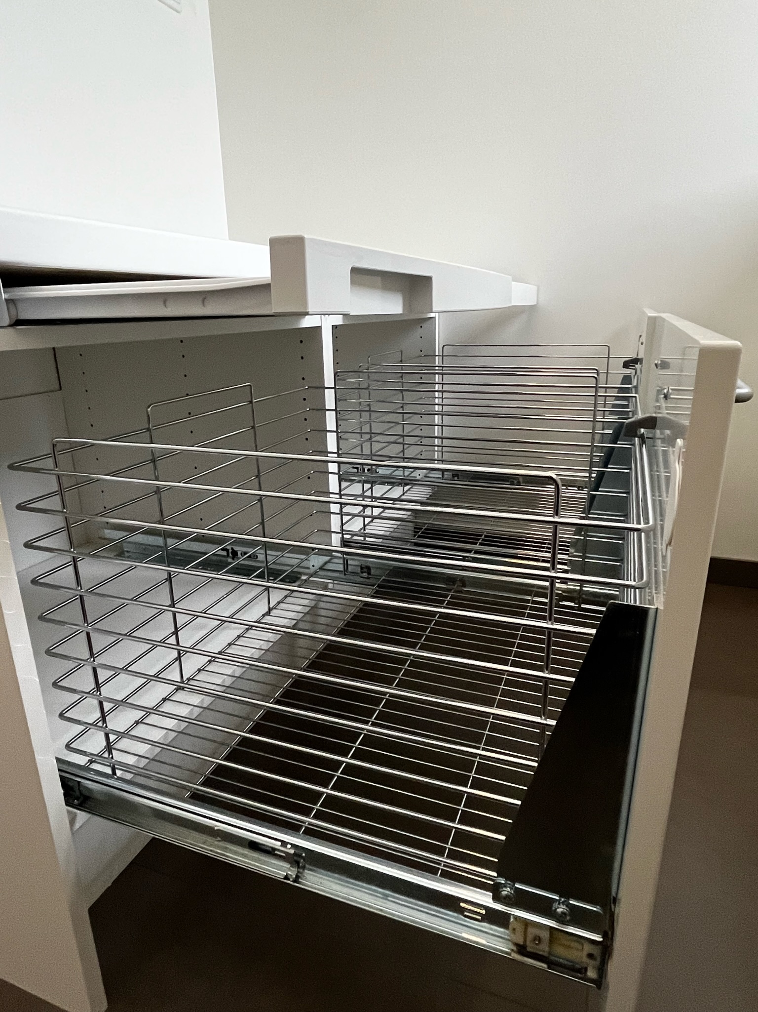 Selt - sold - Flottir efri og neðri skápar - flott í sjónvarpshol -stofuskápar 4