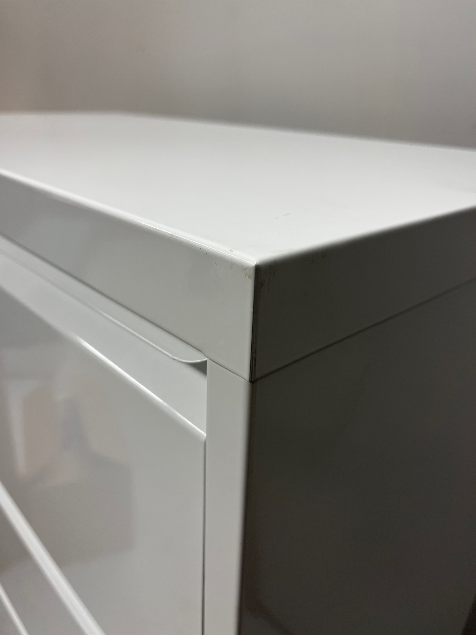 SELT / SOLD - Skjalaskápur með lykli 6