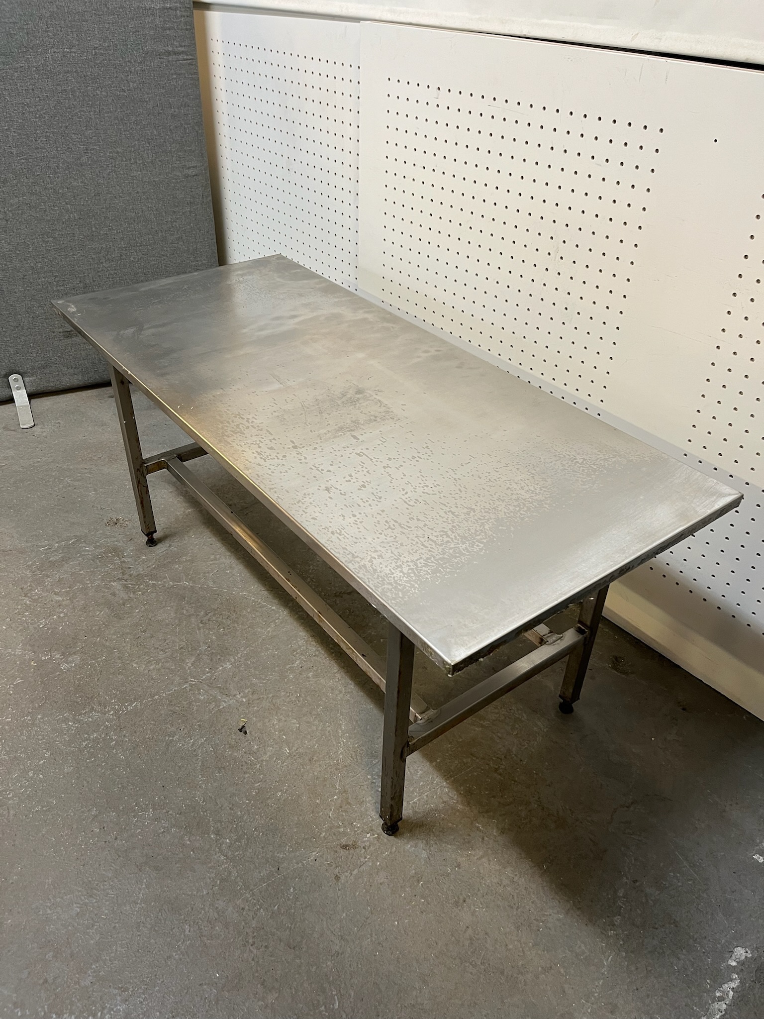 SELT / SOLD Ryðfrítt stálborð 2