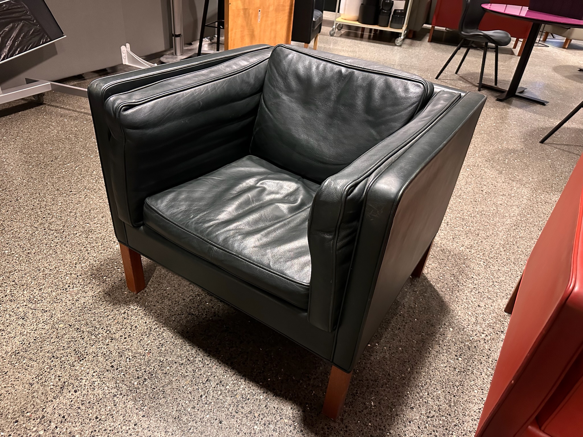 SELT / SOLD Børge Mogensen - handsmíðaður leðurstóll 4