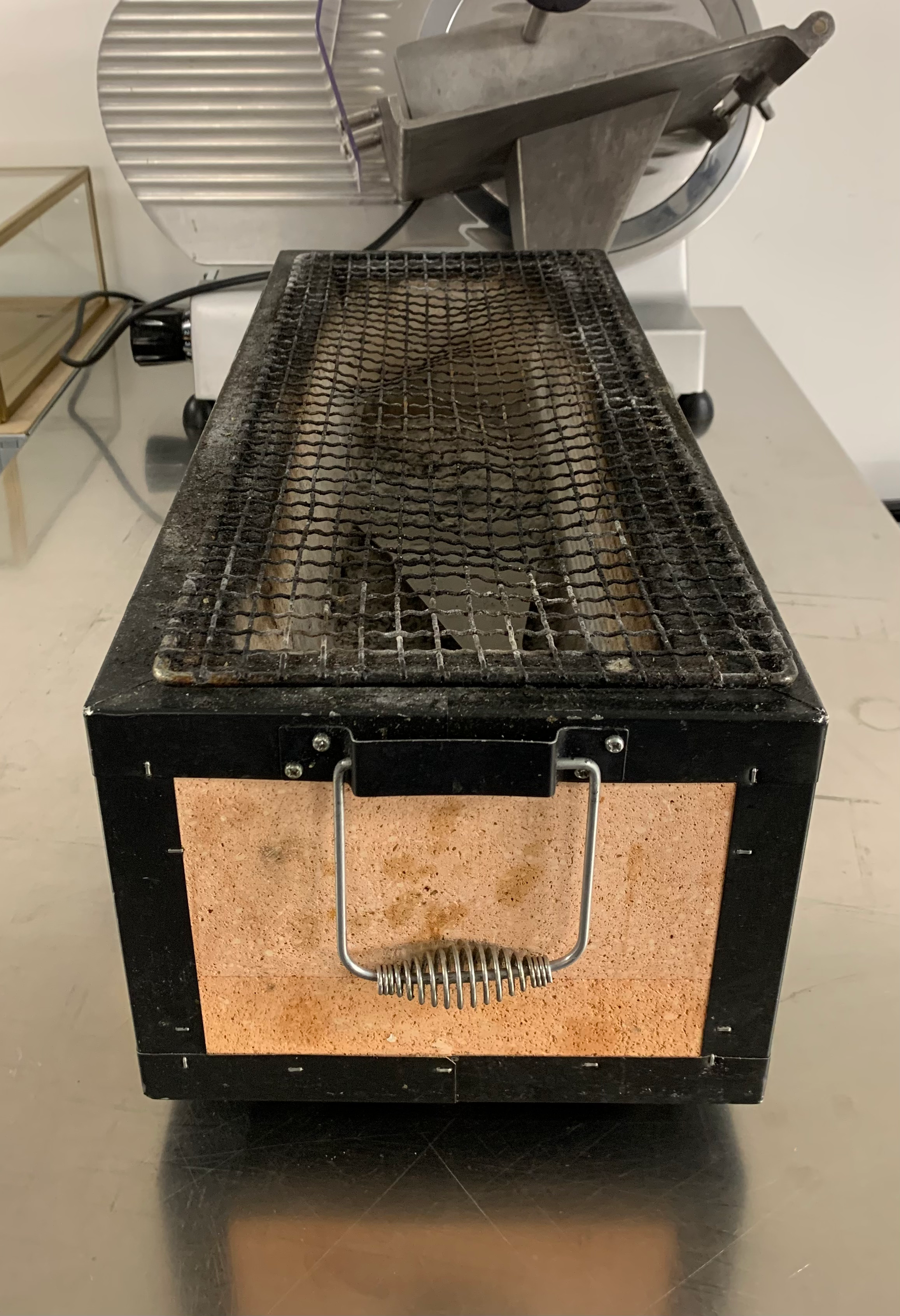 SELT / SOLD Japanskt Konro kolagrill 2
