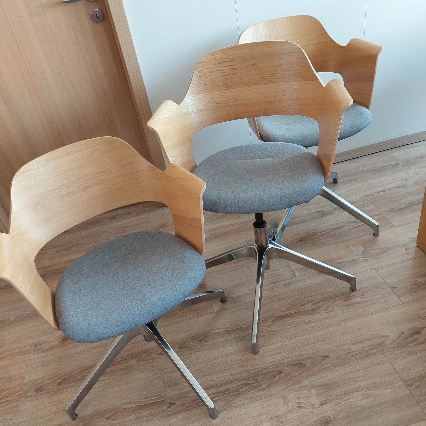 SELT / SOLD - IKEA stóll - FJALLBERGET stólar - 3 stk. til. 4