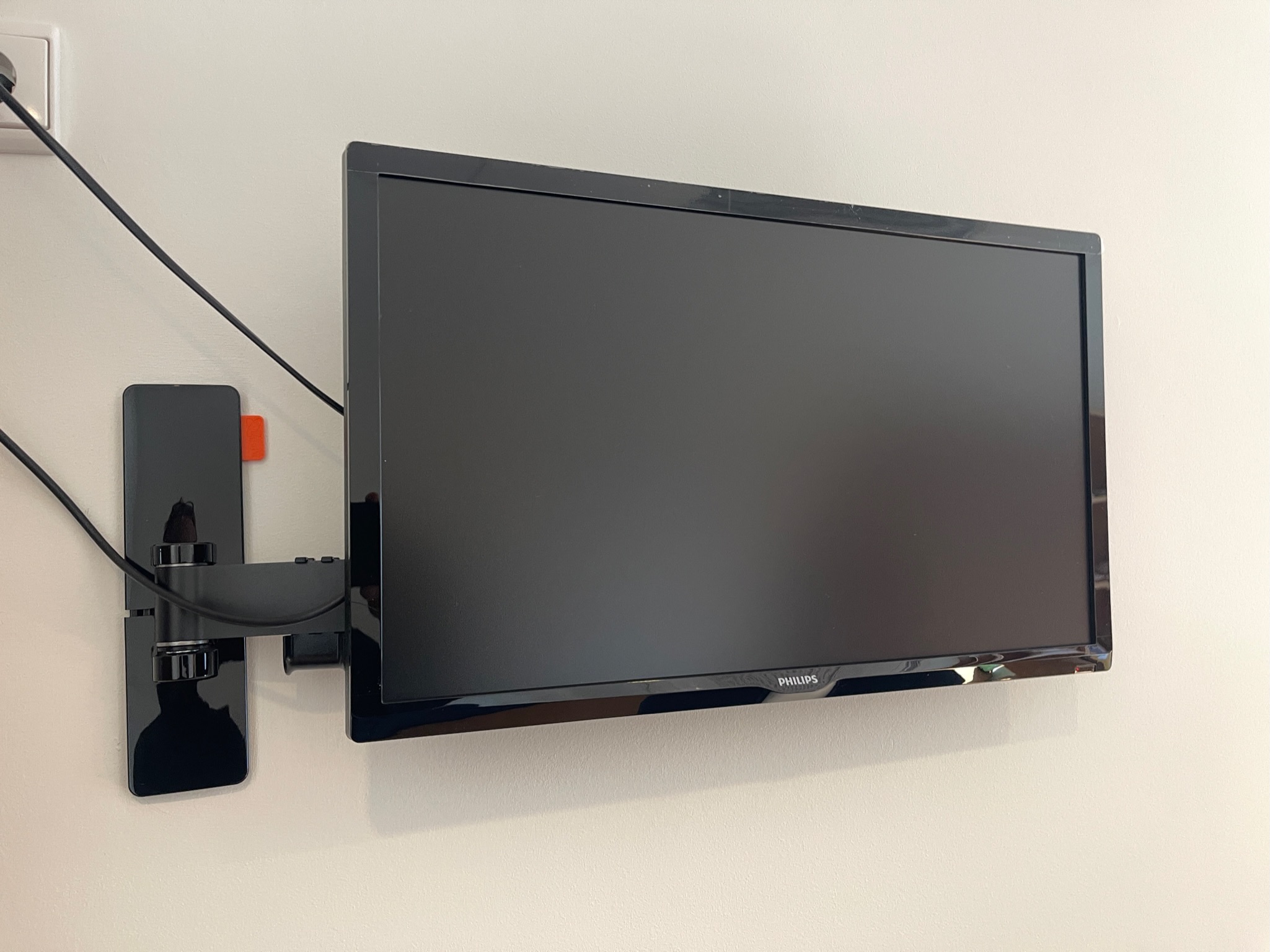 SELT / SOLD Philips flatskjár með armi, Full HD LED TV, 22"