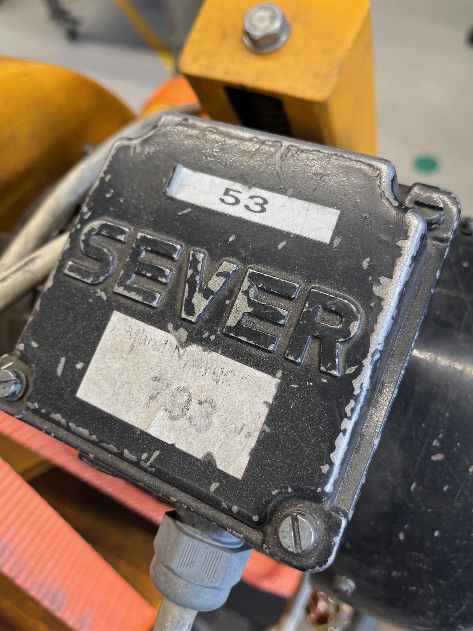 SELT / SOLD Öflug SEVER bandslípivél 8