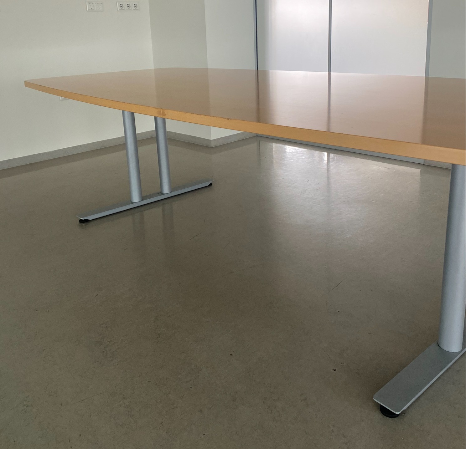 SELT / SOLD Fundarborð - 6 til 8 manna - 280 x 120 sm. 3