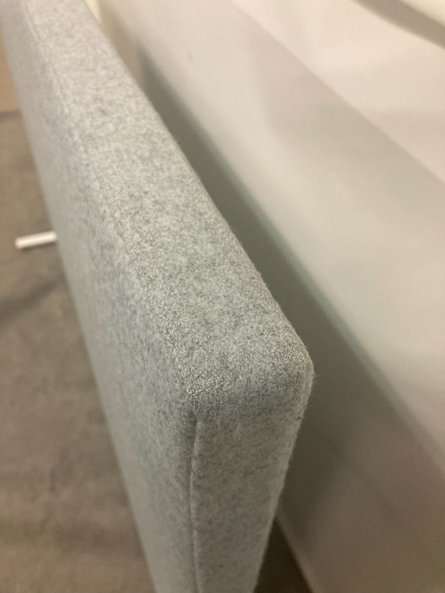 SELT / SOLD Syrusson ullarskilrúm 6