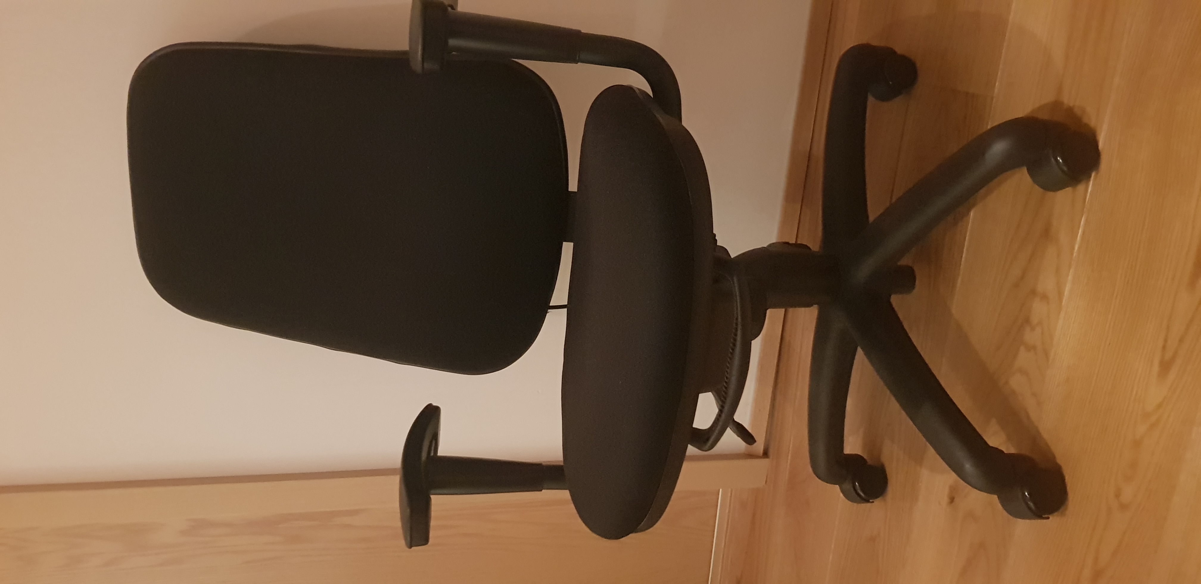 SELT / SOLD - Flottur skrifstofustóll - Mark 30 frá Á. G. sem nýr