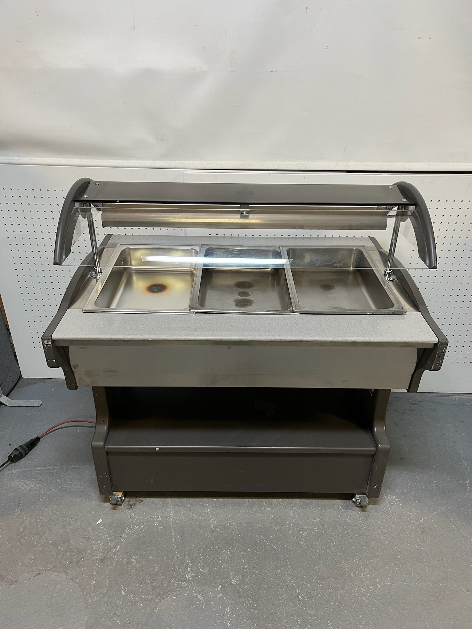 SELT / SOLD Afinox kæliborð 6