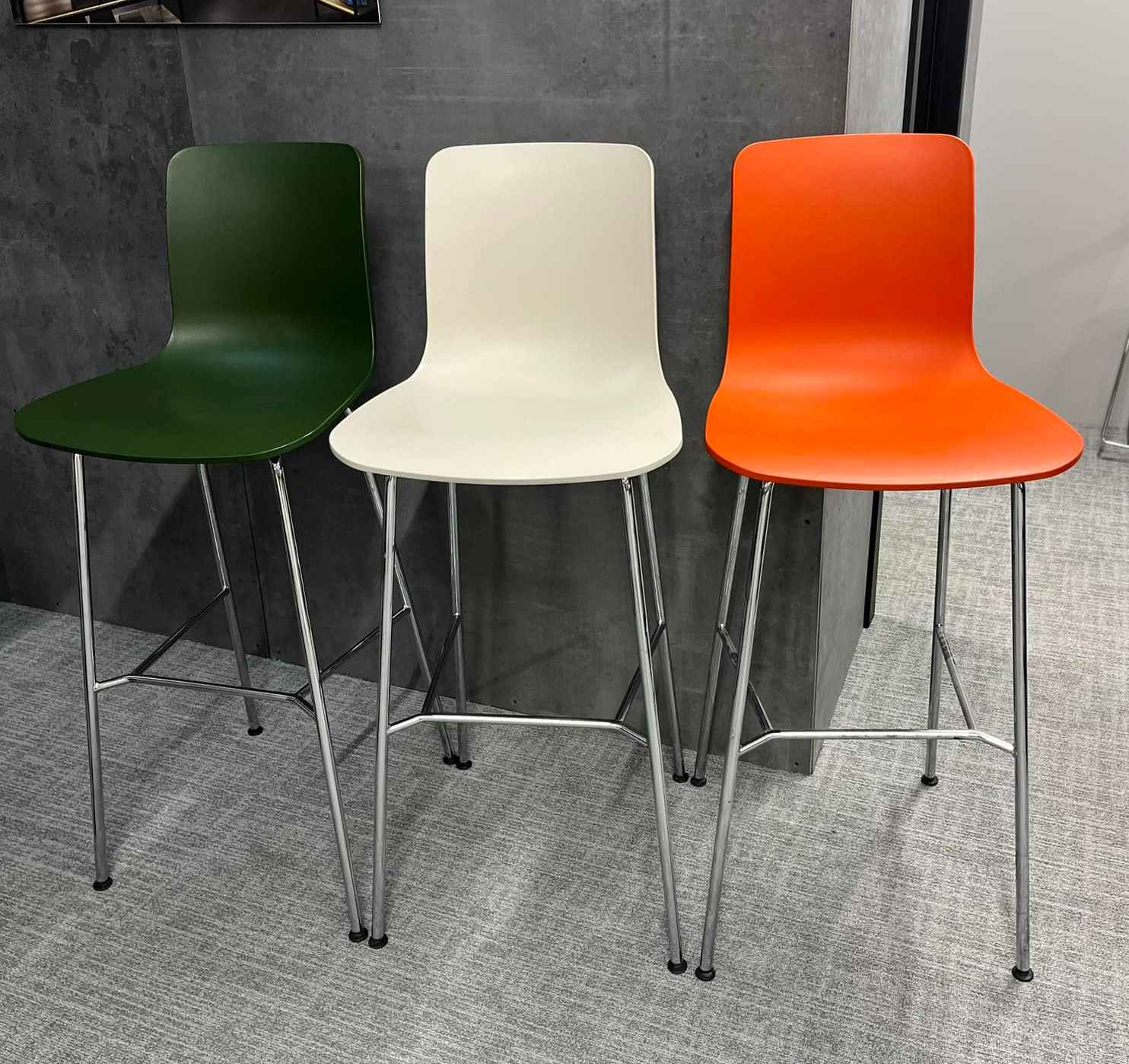 SELT / SOLD Vitra barstólar frá Pennanum