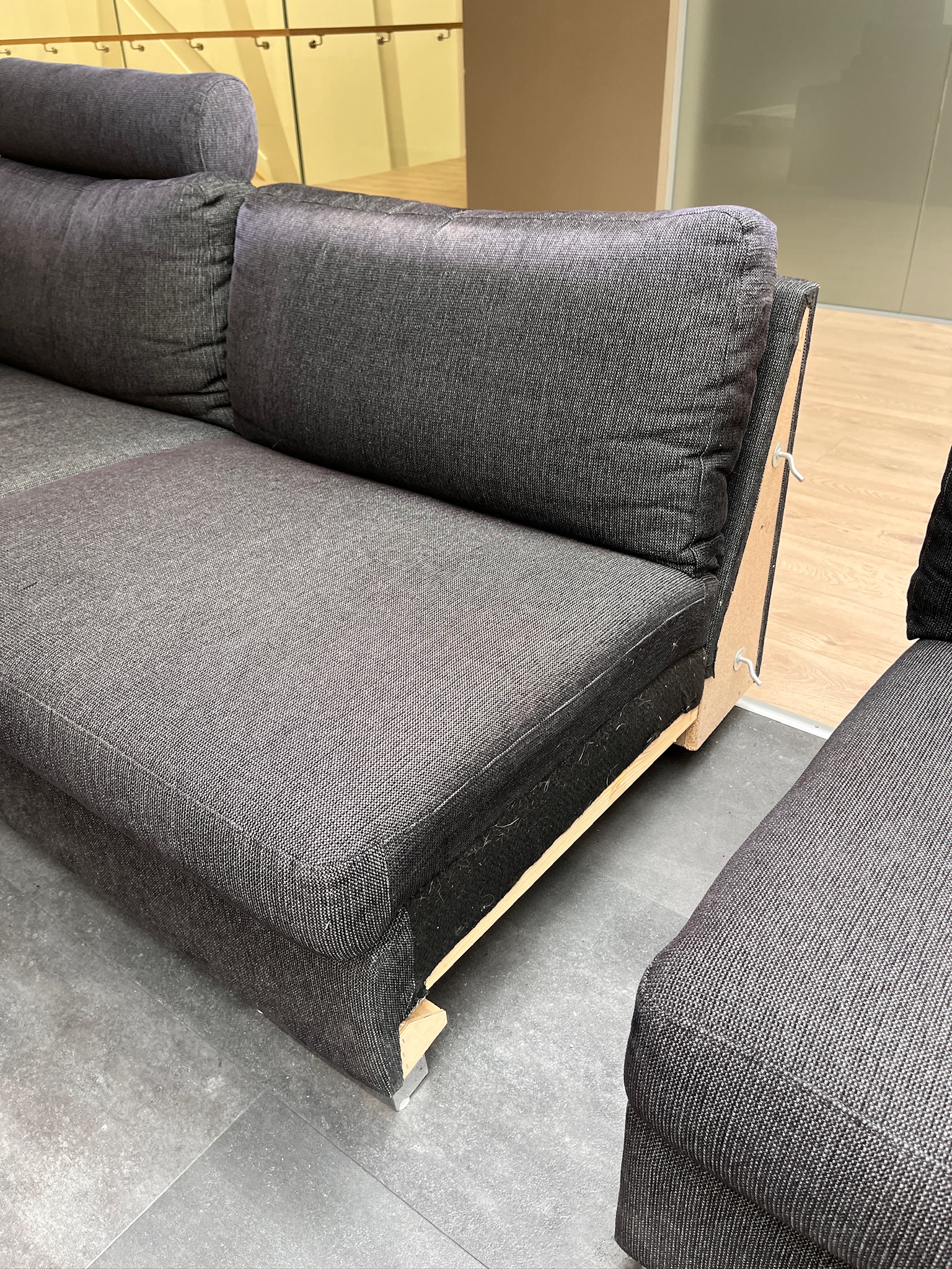 SELT / SOLD Tausófi, 4ja sæta, B390xD86sm. 9