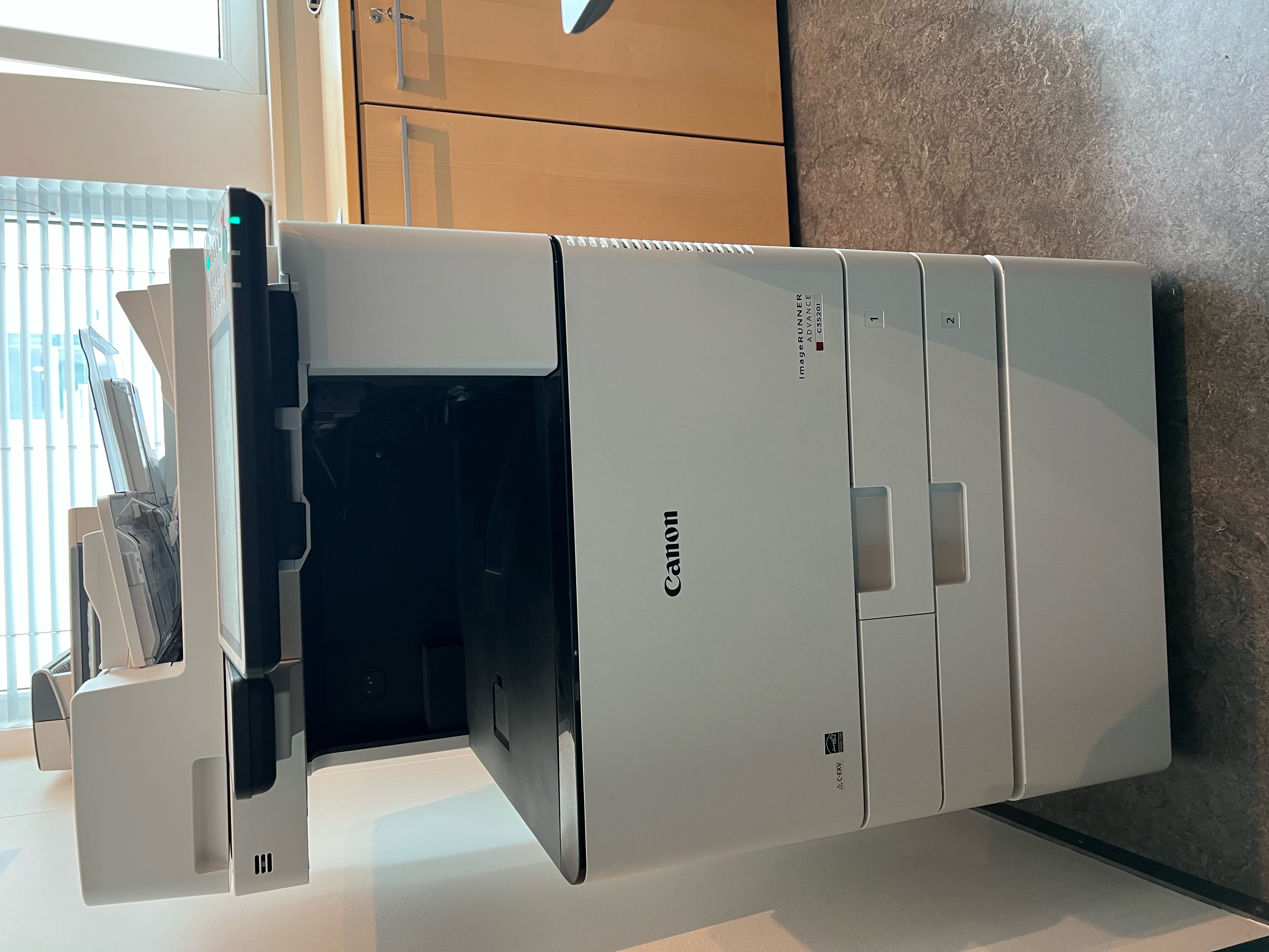 SELT - Canon Image runner C3520i 2