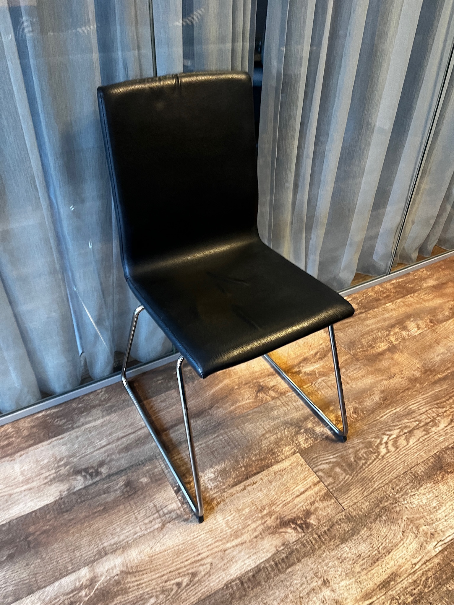SELT / SOLD IKEA borðstofustóll (4 stk.)