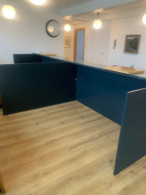 Selt - Flott móttökuborð 4.5 m. 4