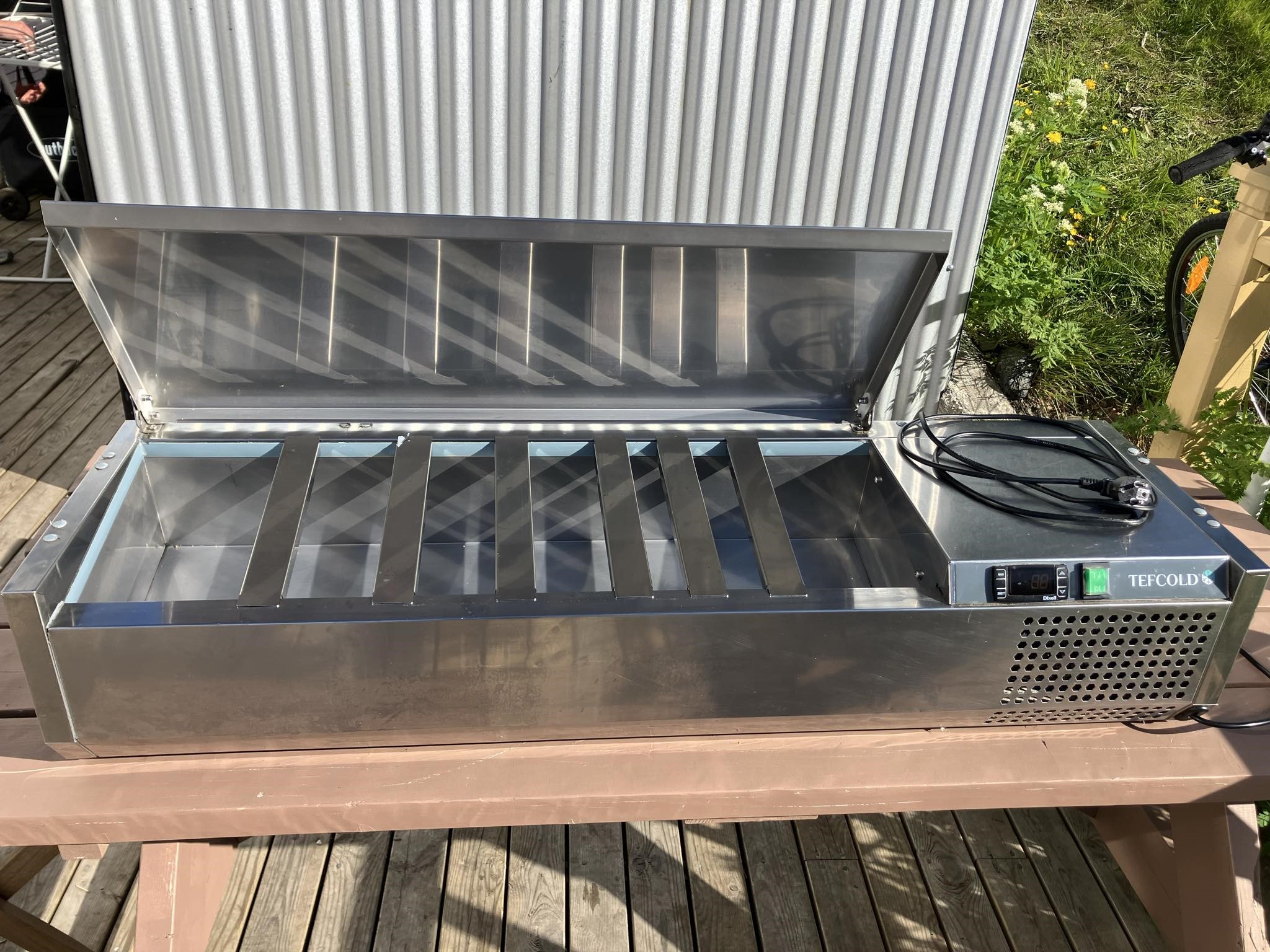 SELT / SOLD Tefcold kælirenna frá Kælitækni, B140 x D40 x H25 sm. 3