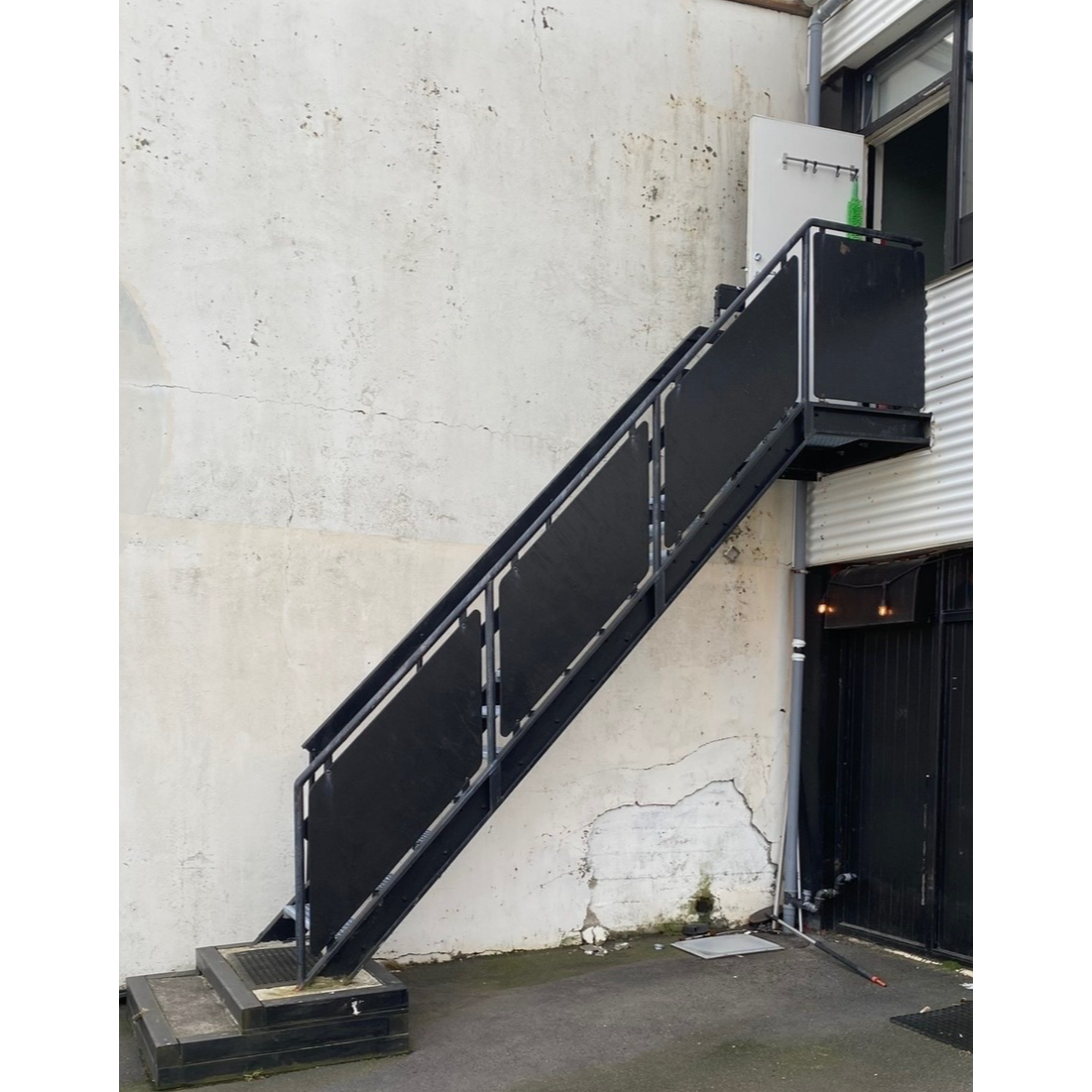 SELT / SOLD- Neyðartröppur, L470xB100sm. - Hveragerði