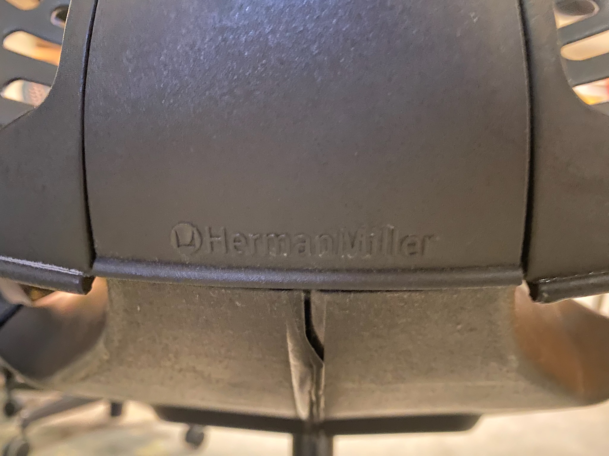 SELT / SOLD Herman Miller Mirra 15