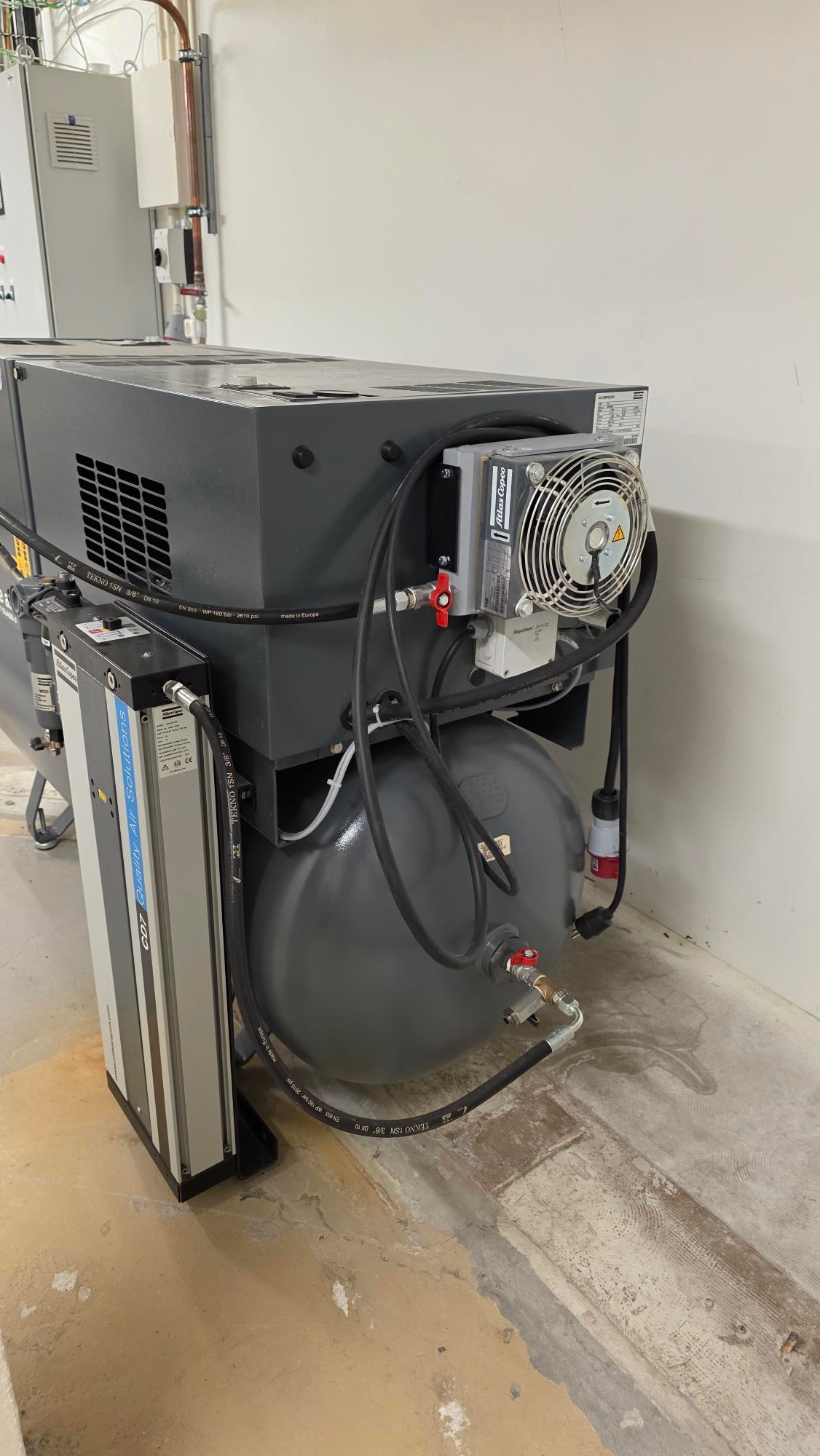 SELT / SOLD Atlas Copco loftpressa frá Sindra 2
