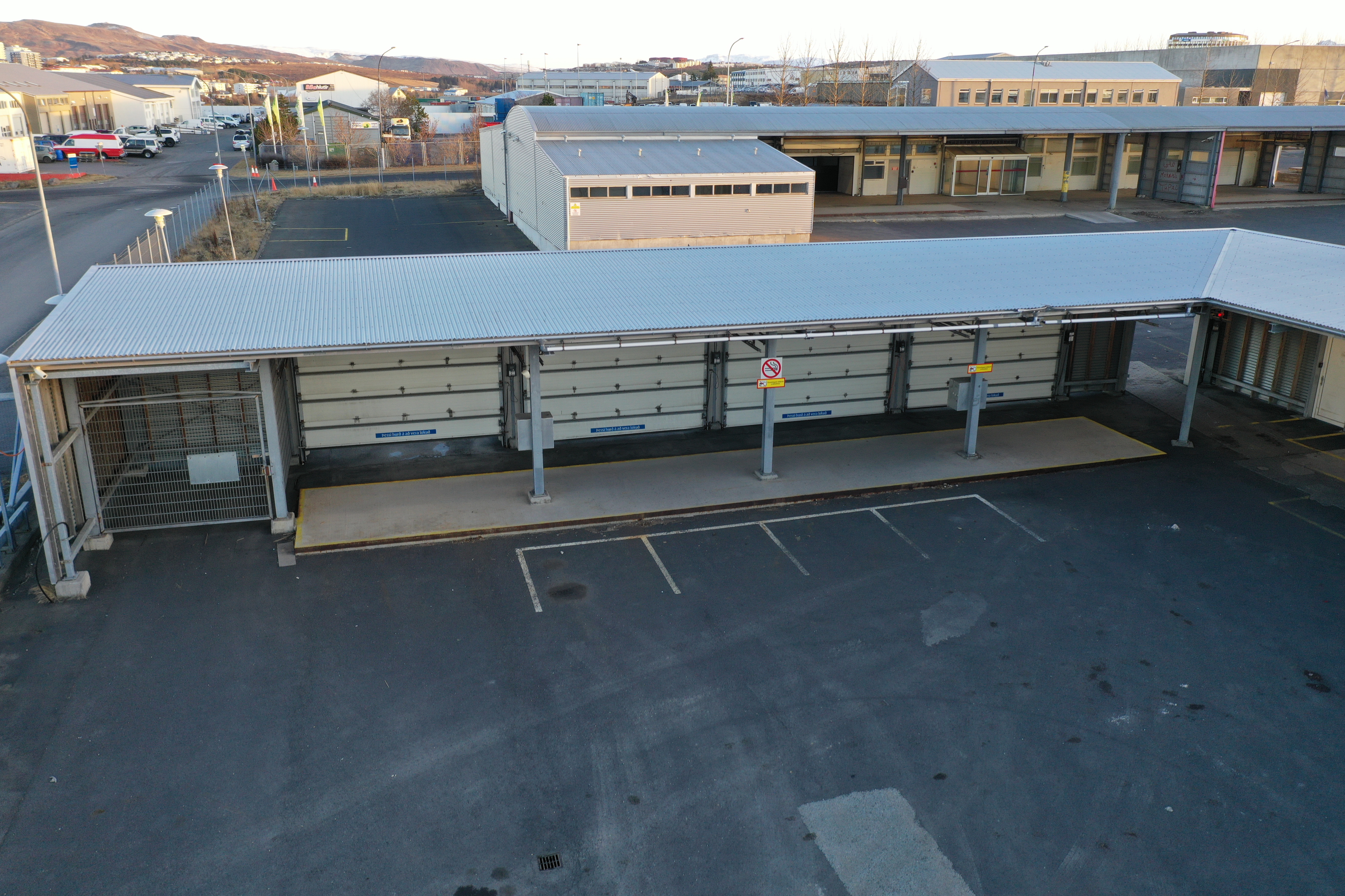 SELT / SOLD -Viðbygging - yfirbygging -stálgrindarbygging til flutnings 245 fm. 5