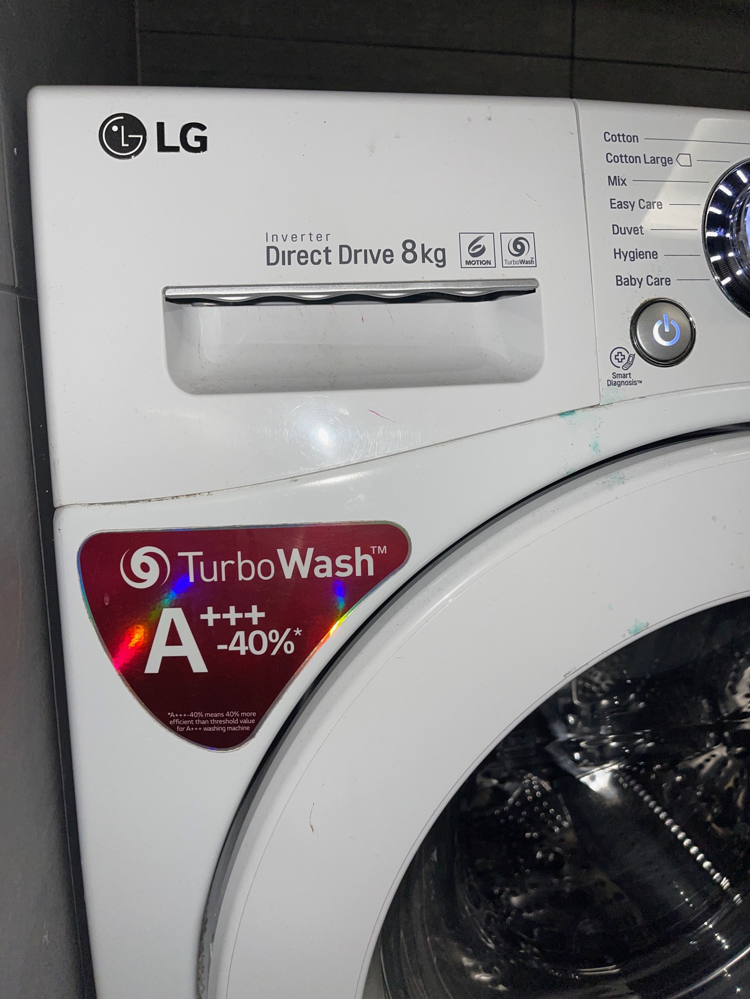 SELT / SOLD -LG 8 kg þvottavél 4 ára 3