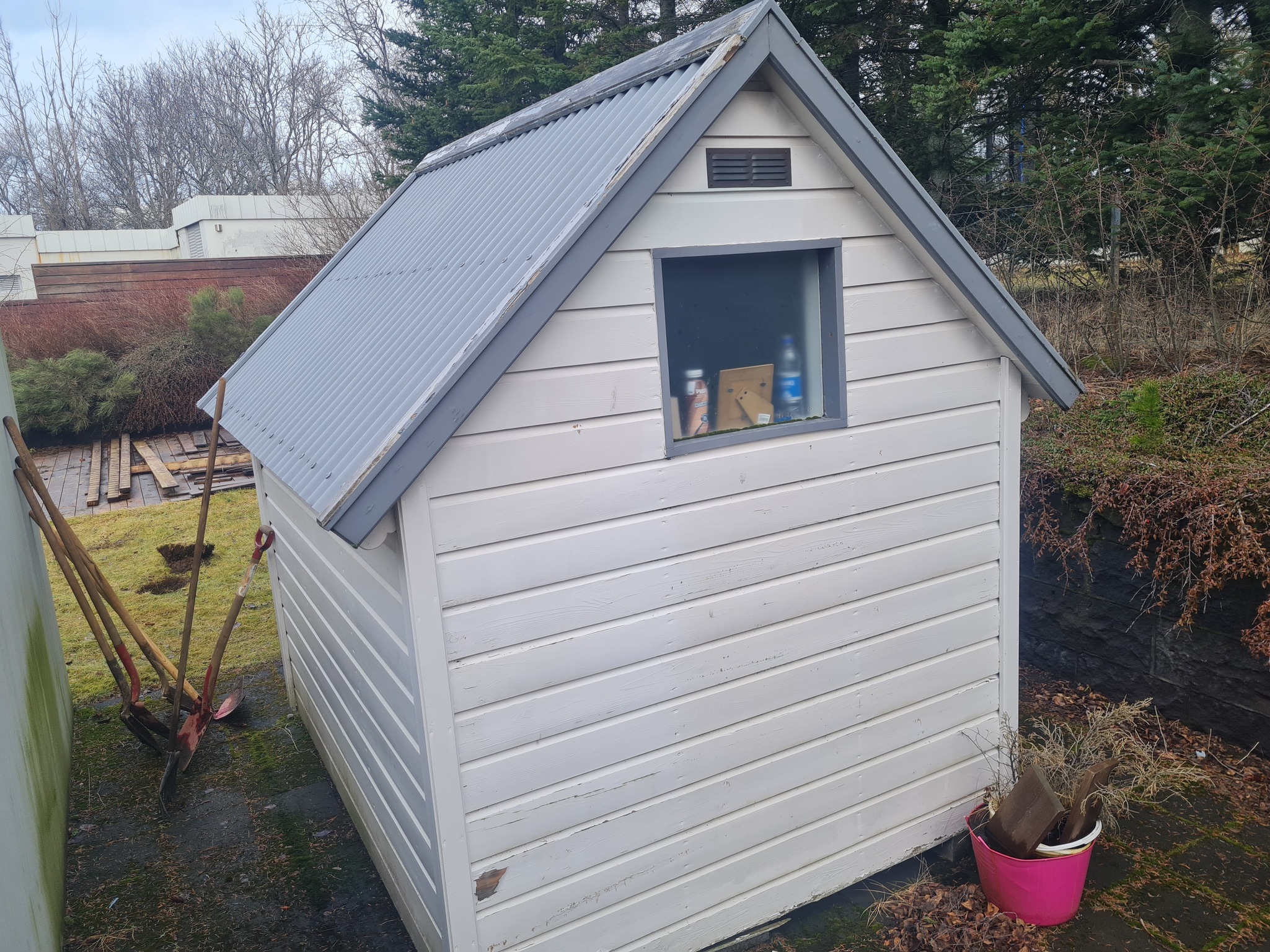 SELT / SOLD - Garðhús - útikofi - flott og vönduð smíði - L230 x B170 4