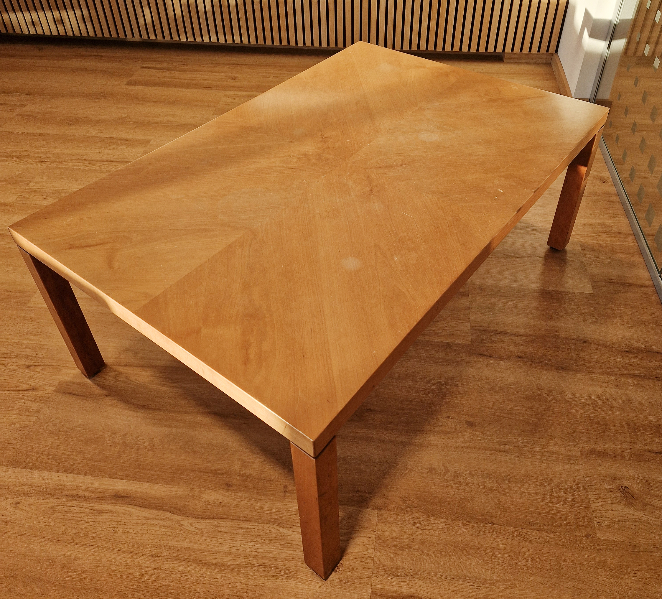 SELT / SOLD - Erik Jørgensen sófaborð, B81 x D74 sm.