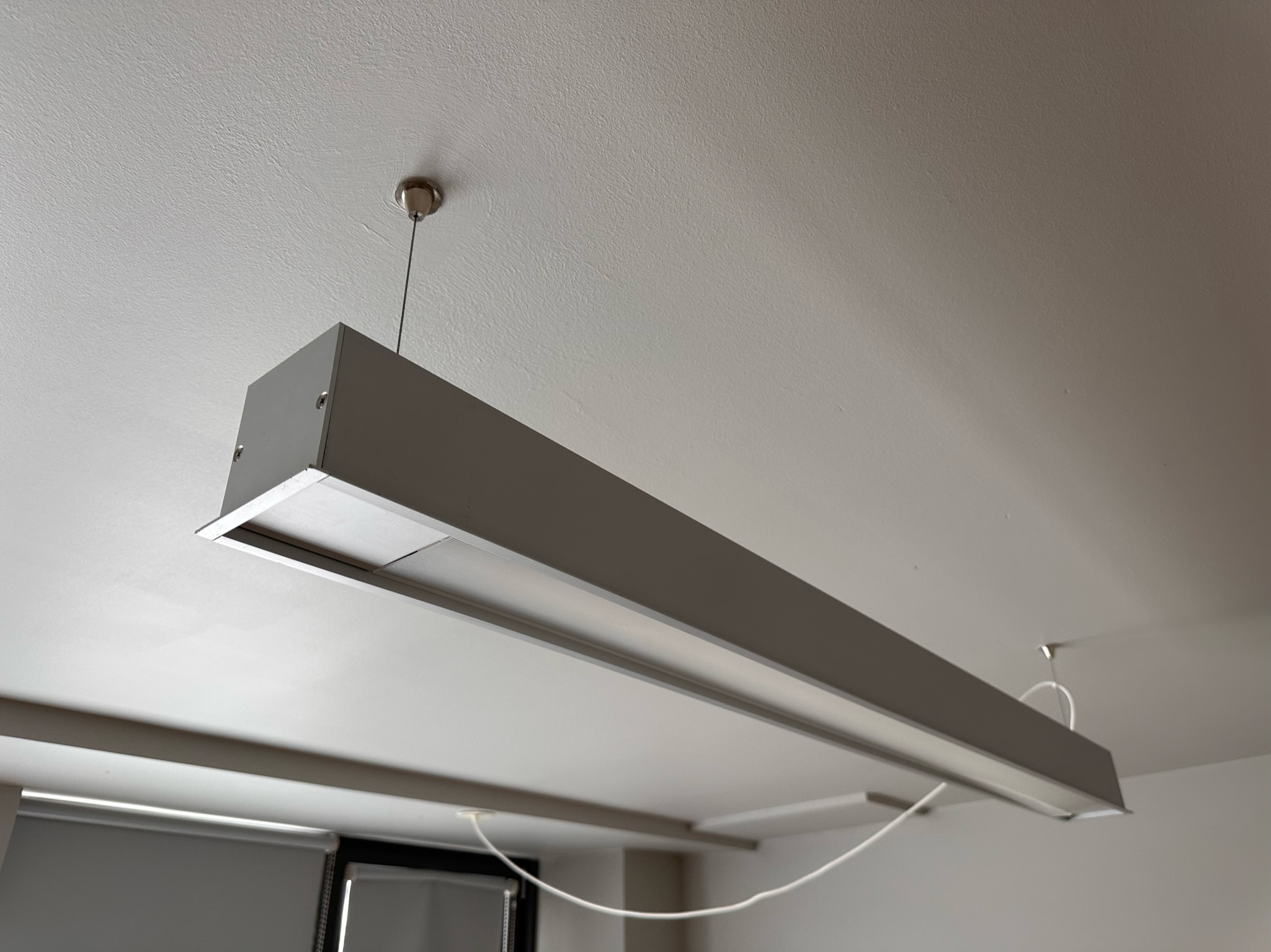 SELT / SOLD Loftljós 2