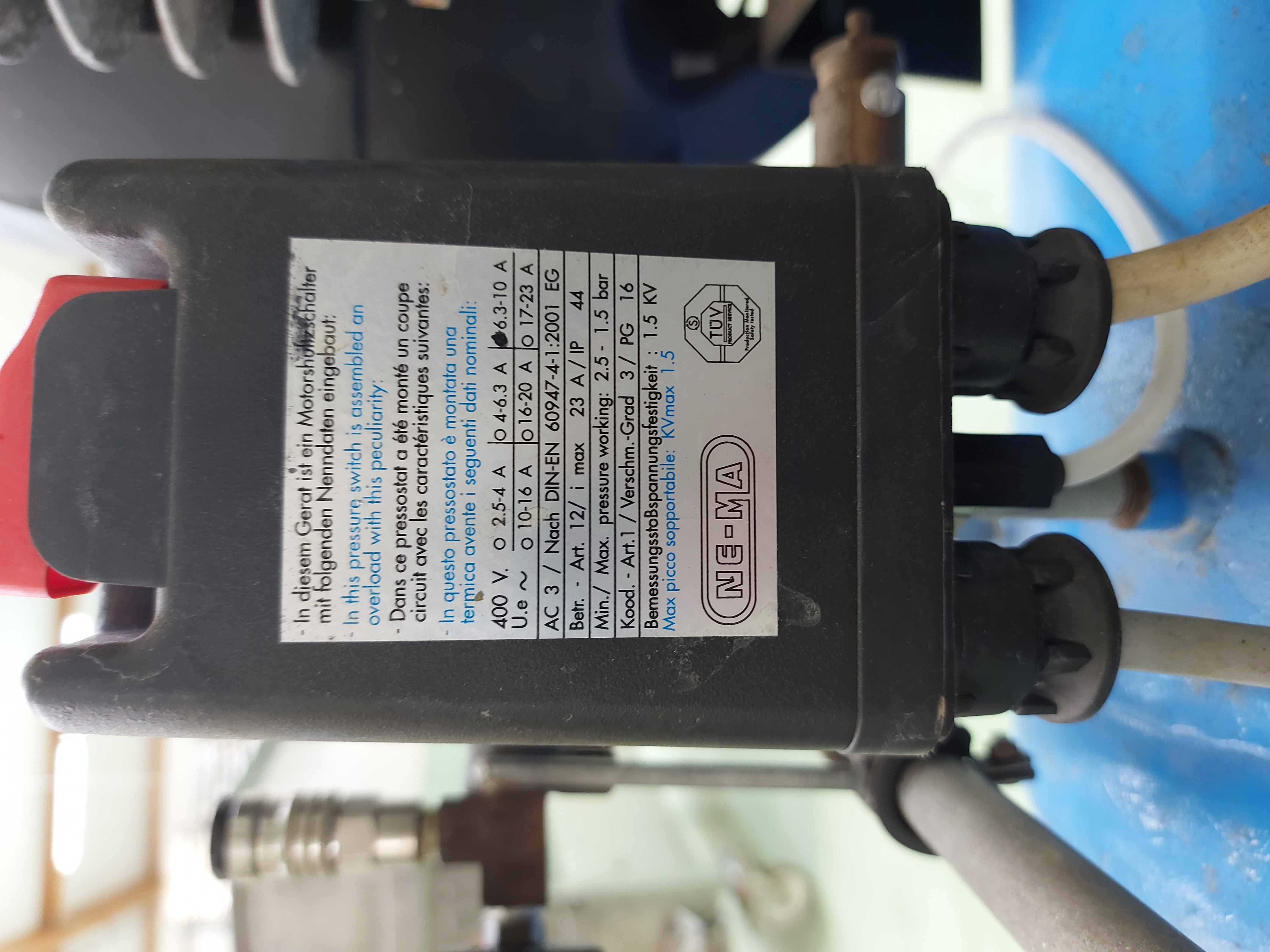 SELT / SOLD- Loftpressa Atlas 2