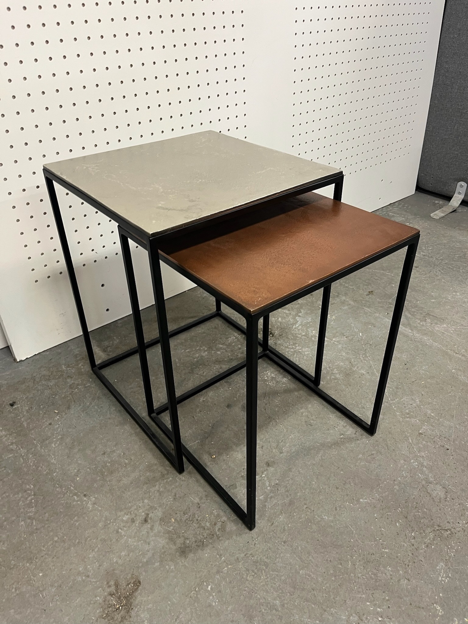 SELT / SOLD Kare Design innskotsborð frá Húsgagnahöllinni
