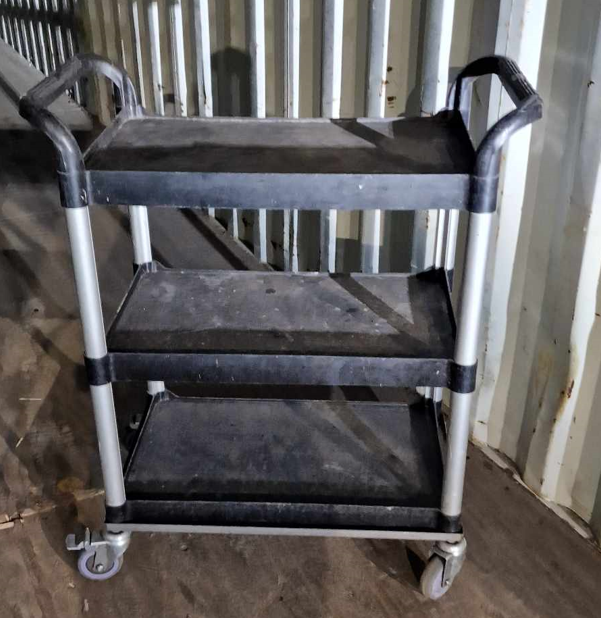 SELT / SOLD - Hjólavagn - verkfæravagn - sterkbyggður